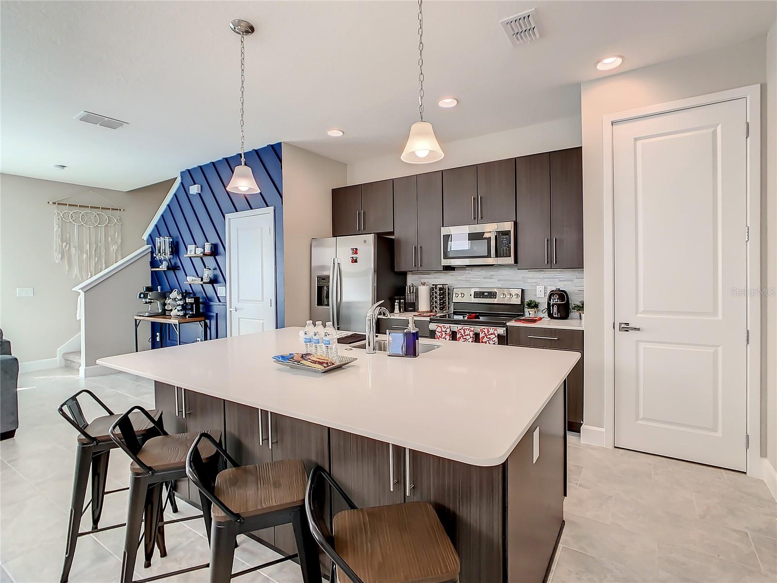 Single Family Residence at 208 VILLA DOMANI CIR, DAVENPORT, photo 5 of 37