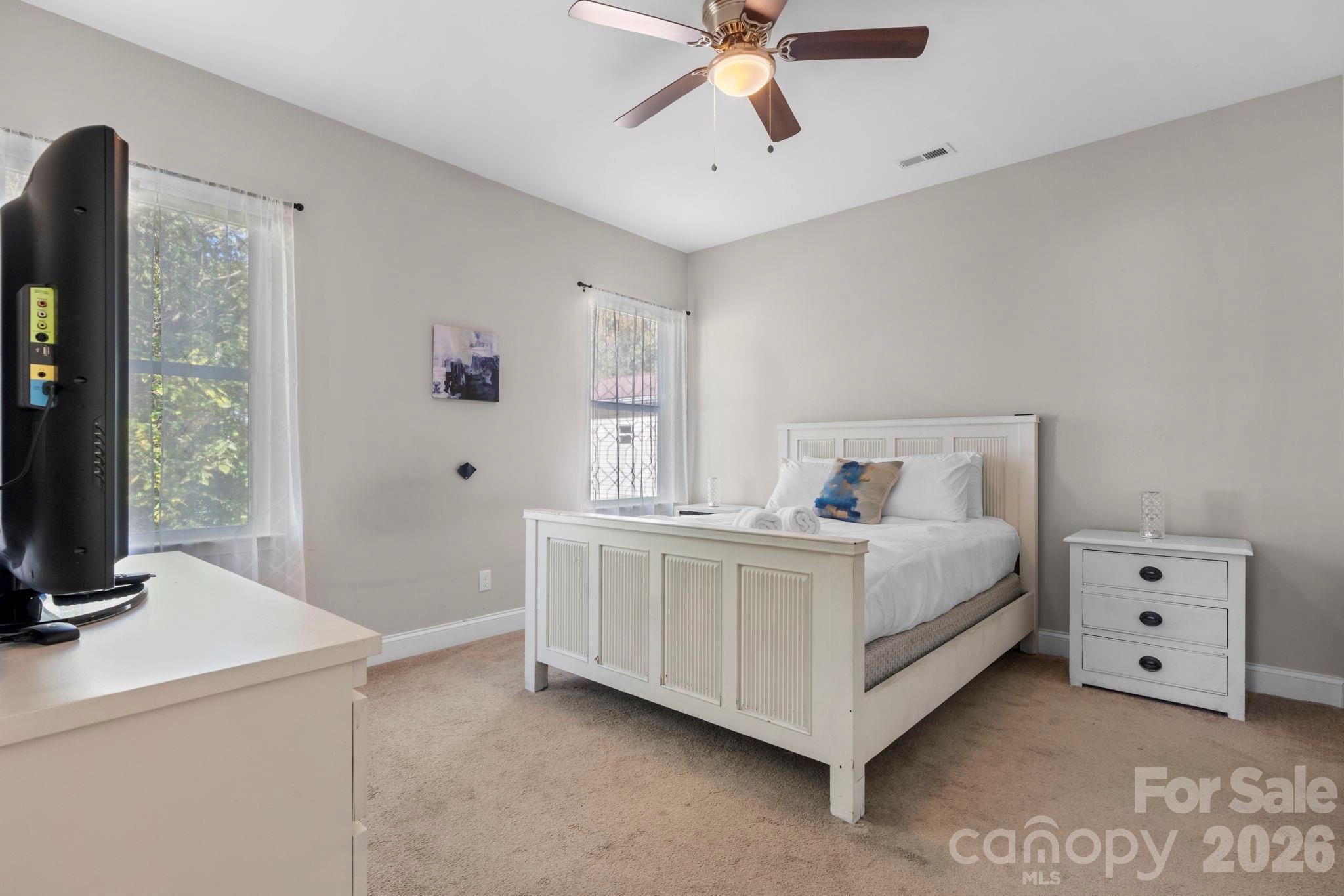 Single Family Residence at 402 2nd Street SW, Hickory, photo 10 of 24