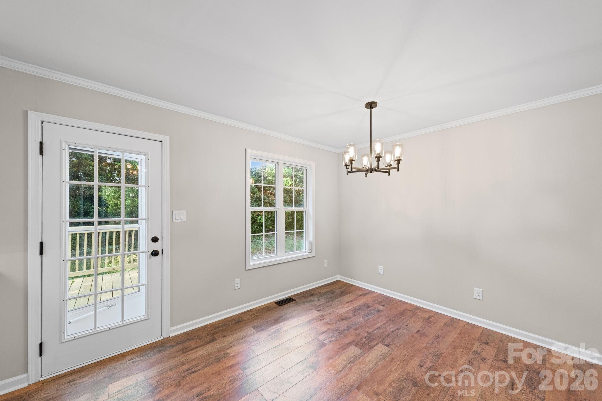 Single Family Residence at 2327 Sunset Drive, Gastonia, photo 8 of 33