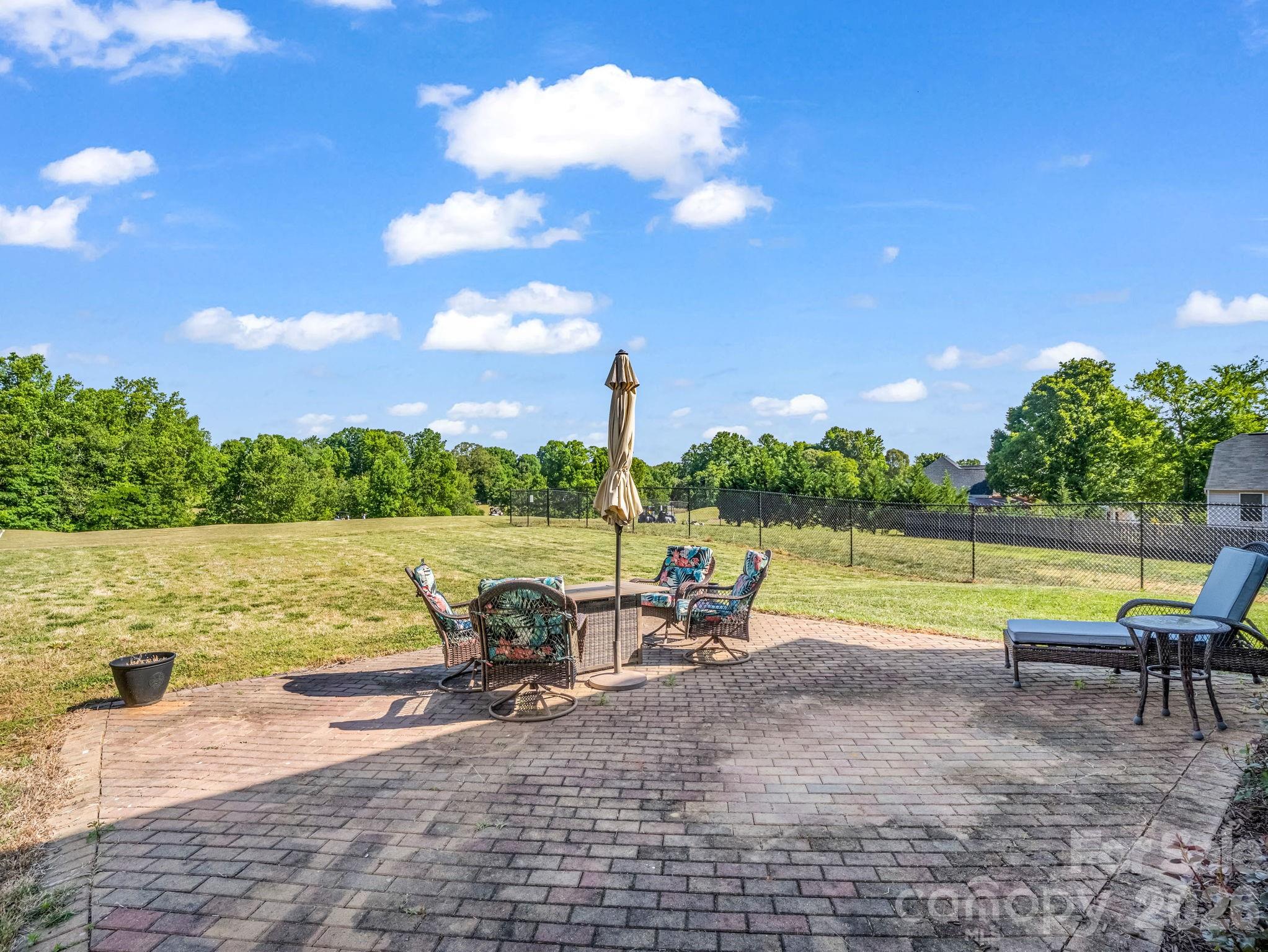 Single Family Residence at 104 Bermuda Run, Shelby, photo 7 of 37