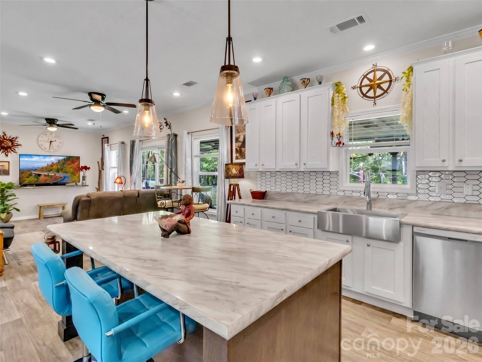 Single Family Residence at 21 Swift Stream Lane, Waynesville, photo 7 of 47