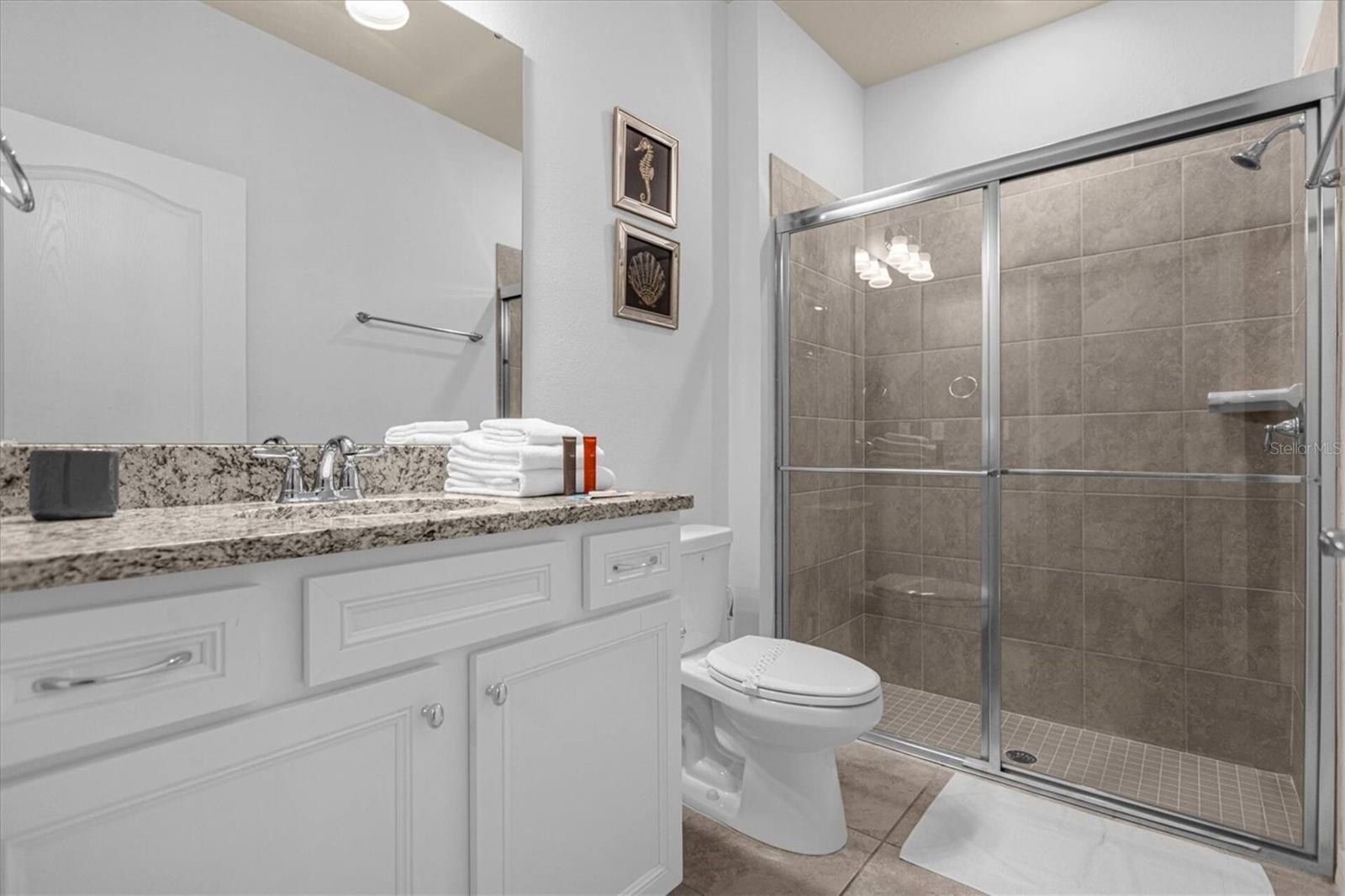 Townhouse at 7542 OAK SPRING LN, DAVENPORT, photo 10 of 42