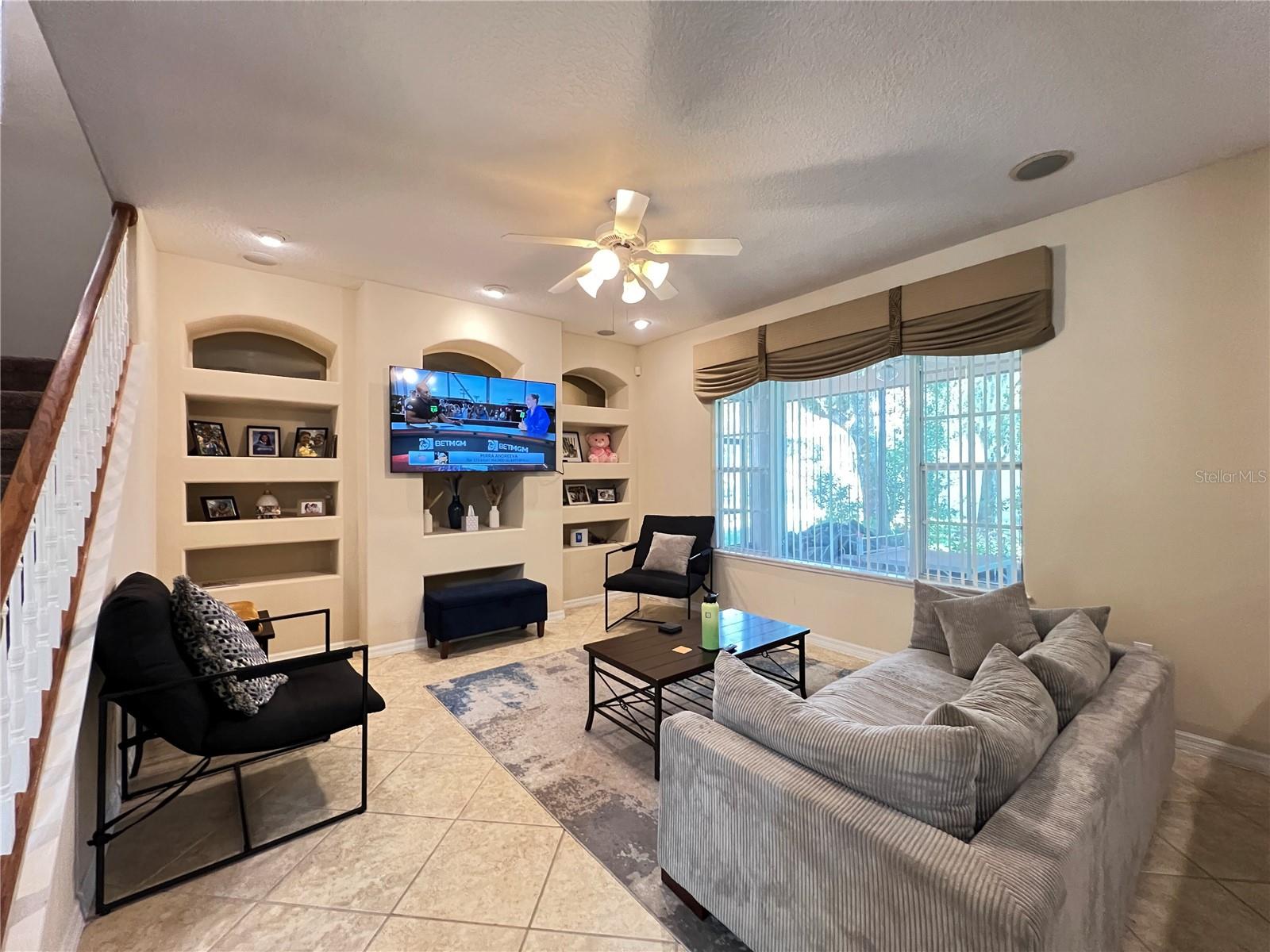 Single Family Residence at 1607 TAIL FEATHER DR, KISSIMMEE, photo 3 of 52