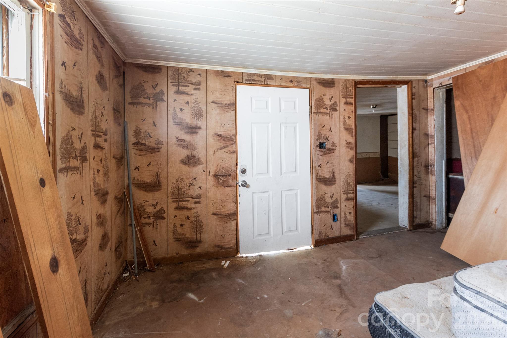 Single Family Residence at 689c Pinckney Road, Chester, photo 4 of 12