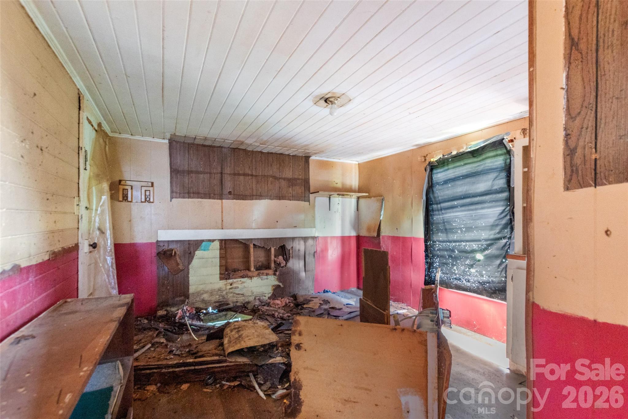 Single Family Residence at 689c Pinckney Road, Chester, photo 5 of 12