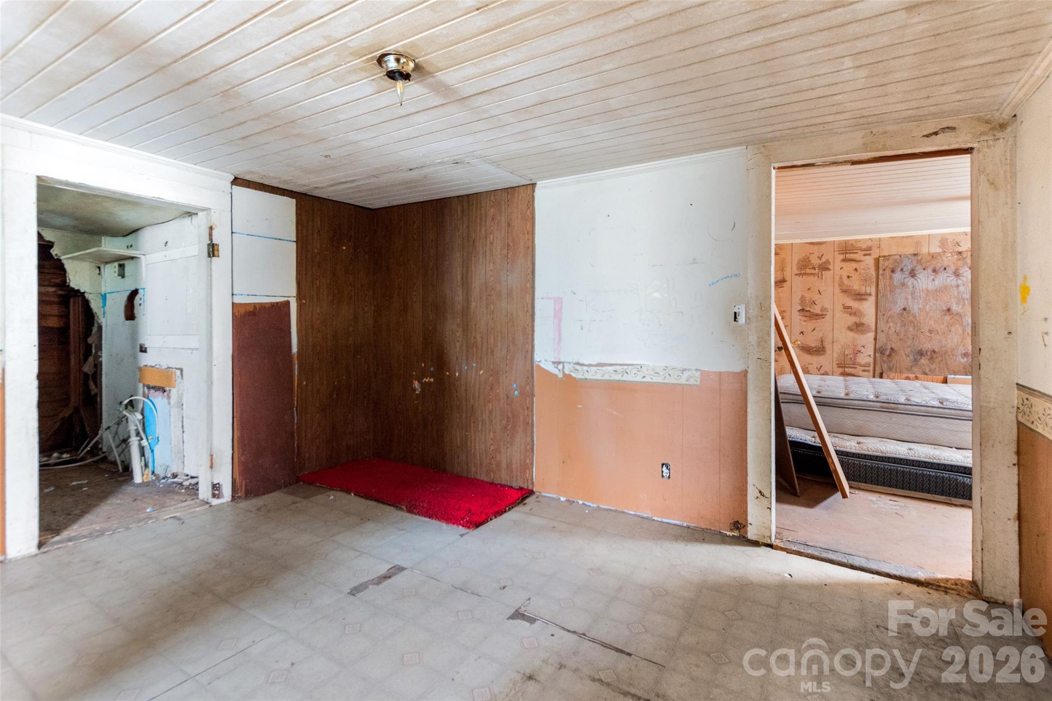 Single Family Residence at 689c Pinckney Road, Chester, photo 7 of 12