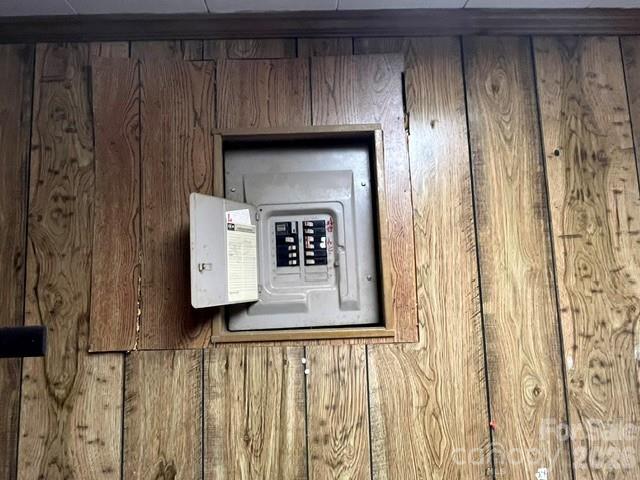 Special Purpose at 1132 West Avenue NW, Lenoir, photo 13 of 17