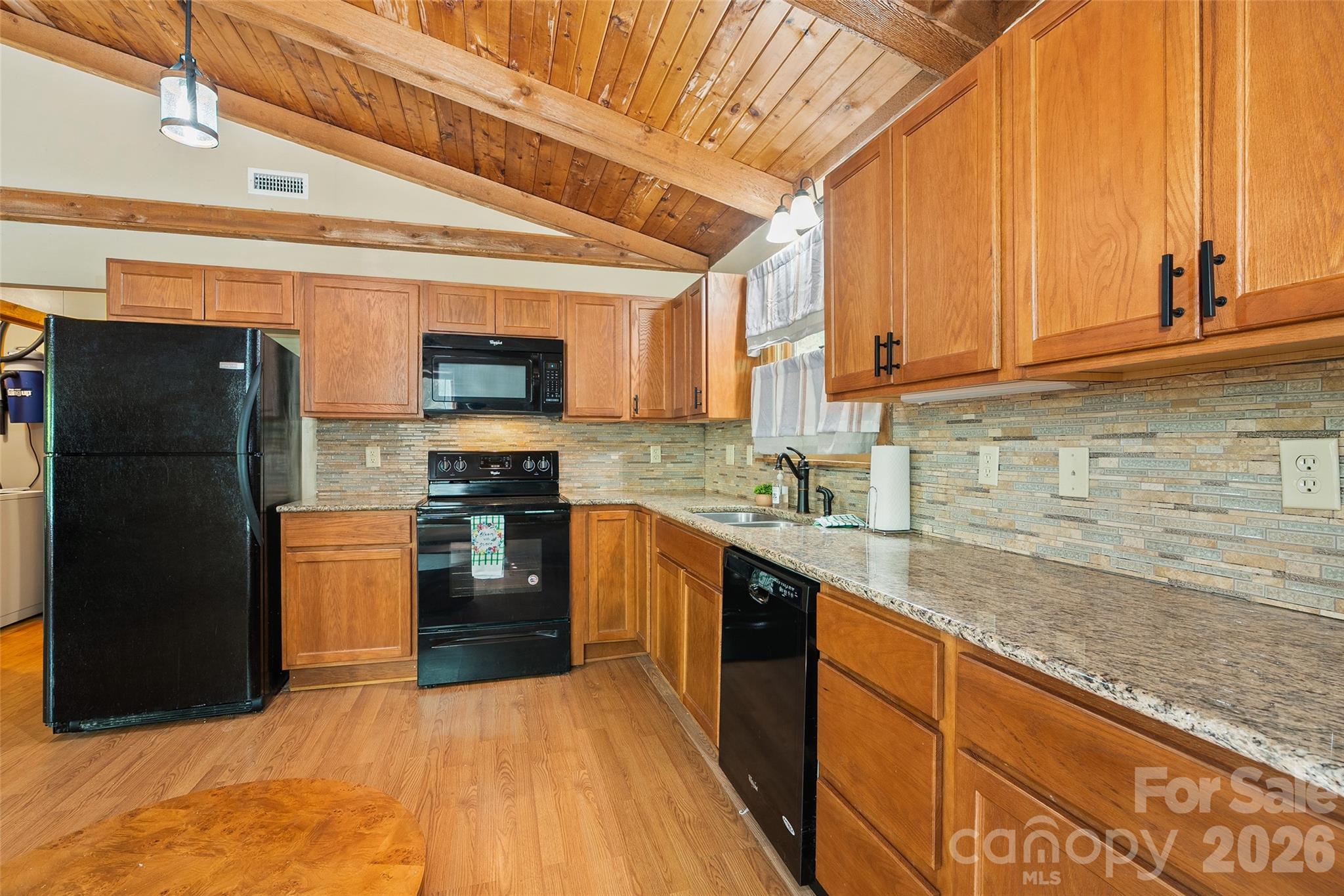 Single Family Residence at 107 Pretty View Lane, Waynesville, photo 8 of 18
