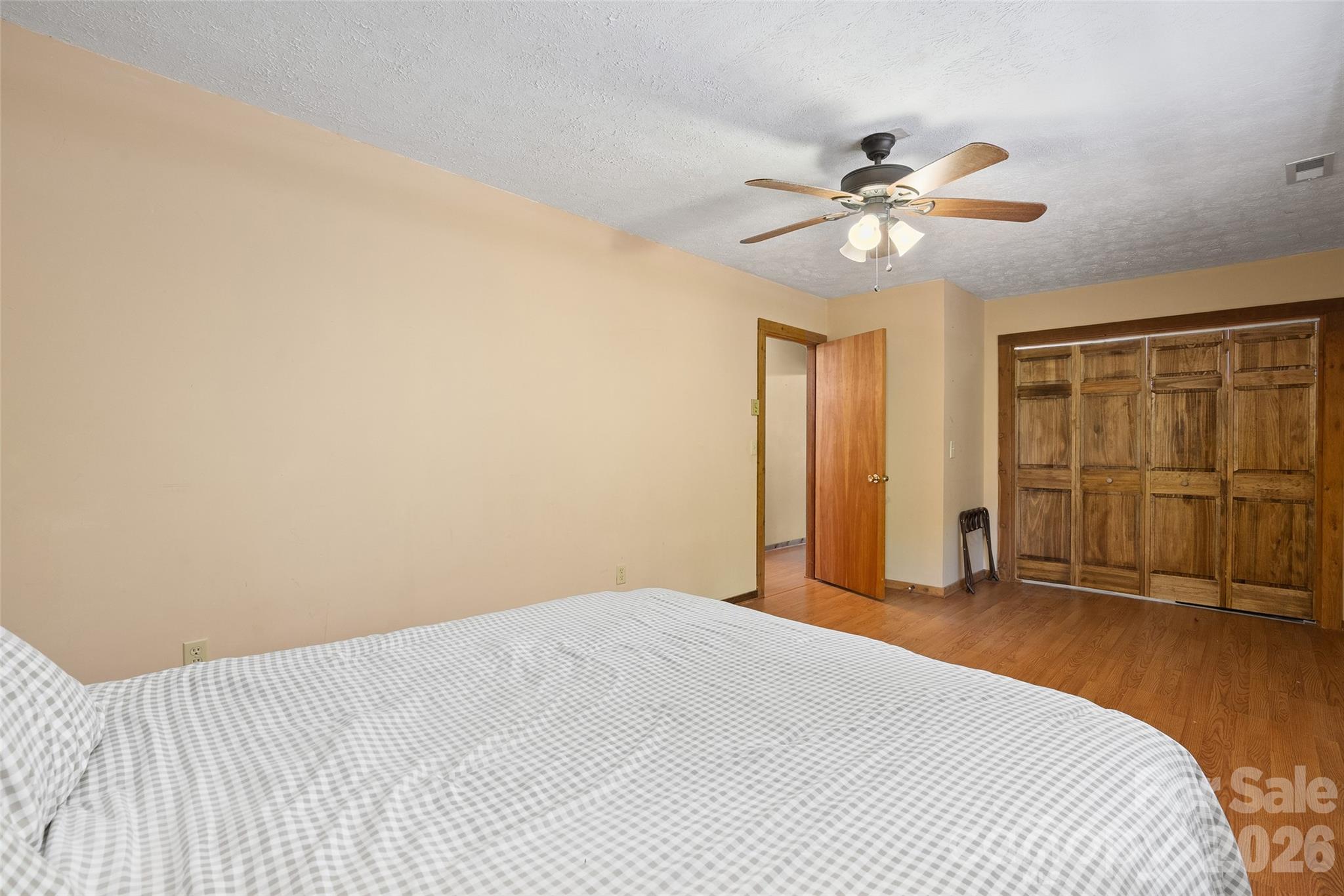 Single Family Residence at 107 Pretty View Lane, Waynesville, photo 11 of 18