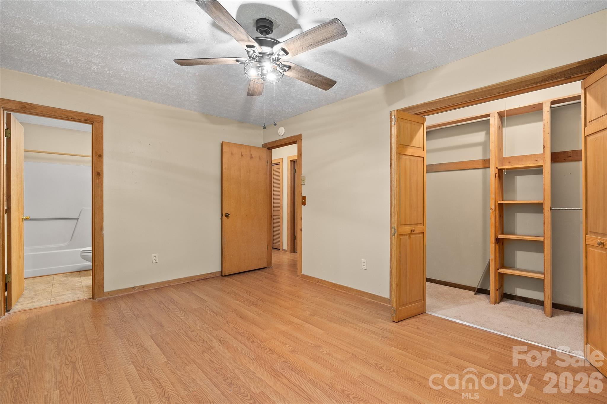 Single Family Residence at 107 Pretty View Lane, Waynesville, photo 14 of 18