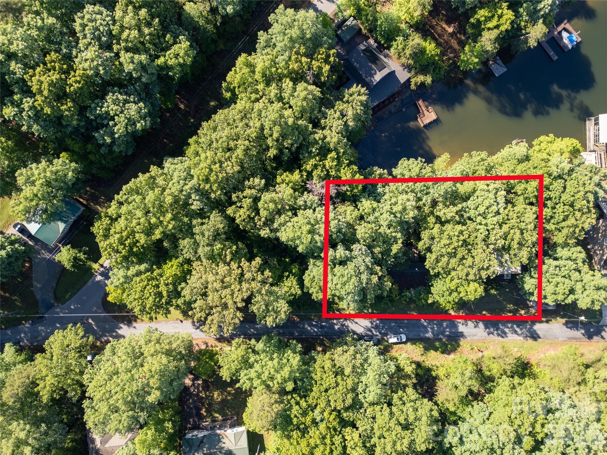 Lot at 292 N Shoreline Drive, New London, photo 3 of 10