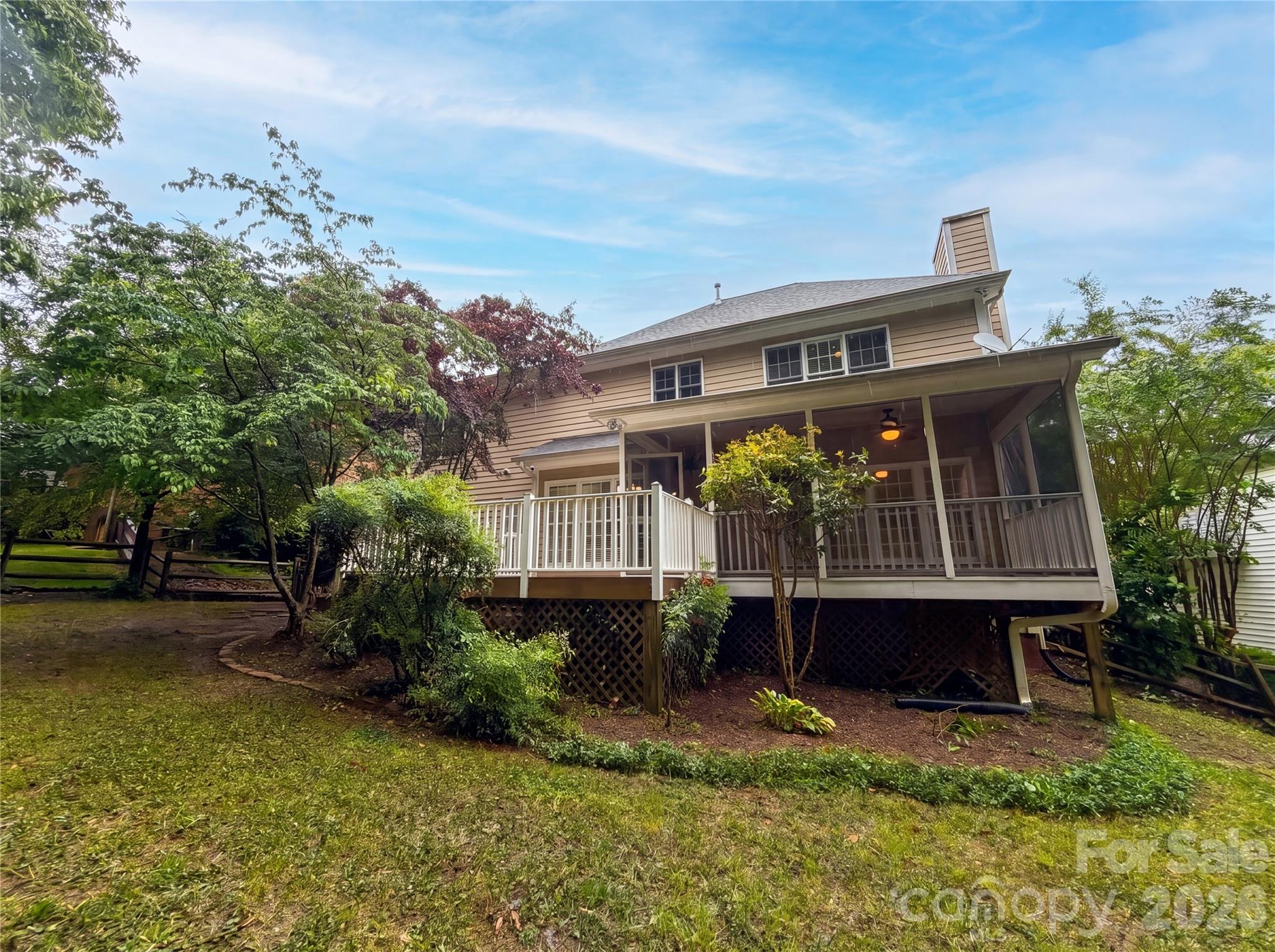 Single Family Residence at 12341 Willingdon Road, Huntersville, photo 5 of 17