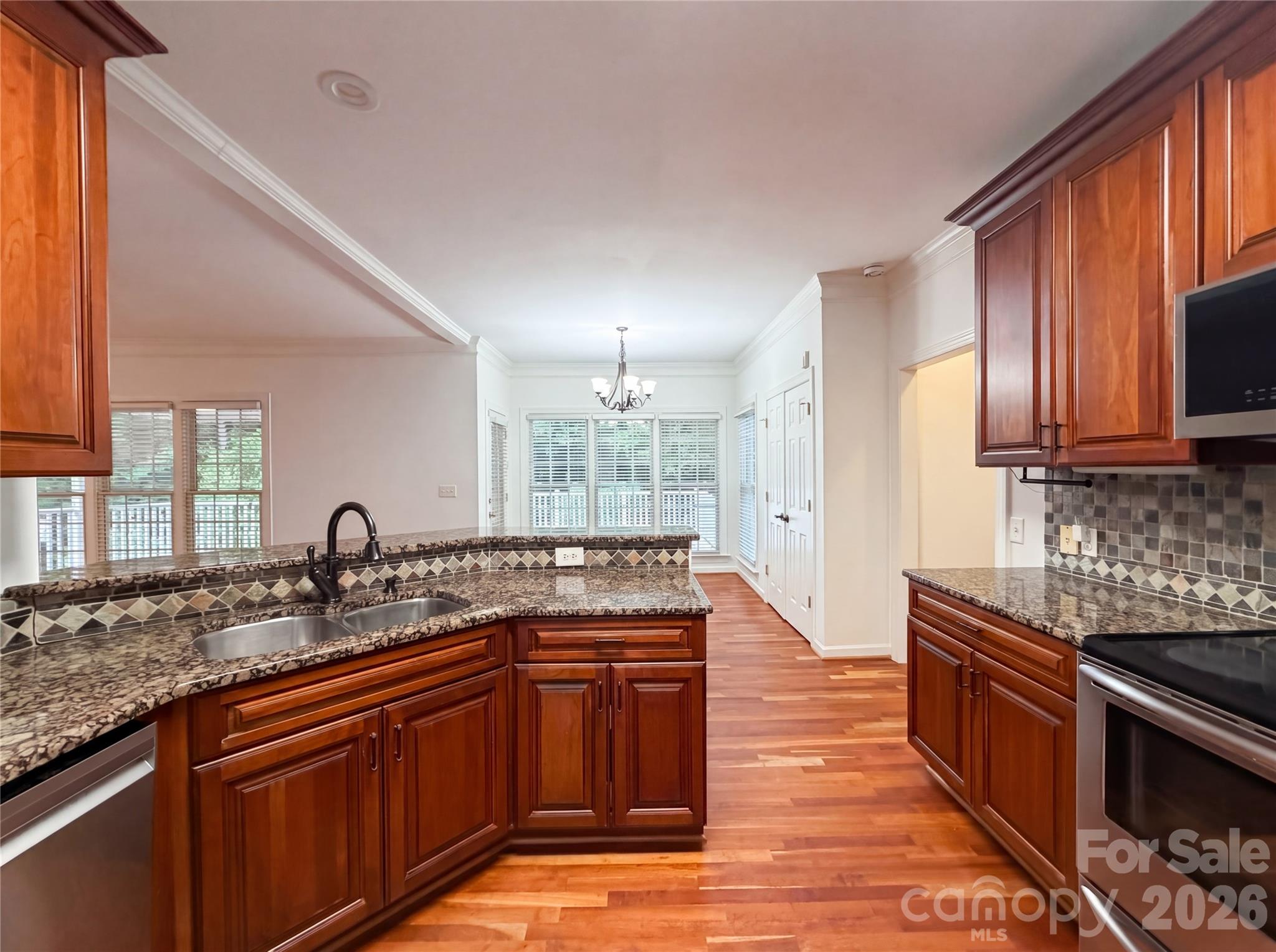Single Family Residence at 12341 Willingdon Road, Huntersville, photo 7 of 17