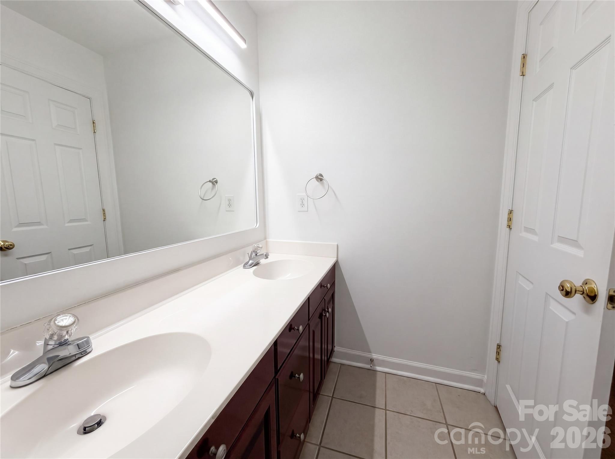 Single Family Residence at 12341 Willingdon Road, Huntersville, photo 14 of 17