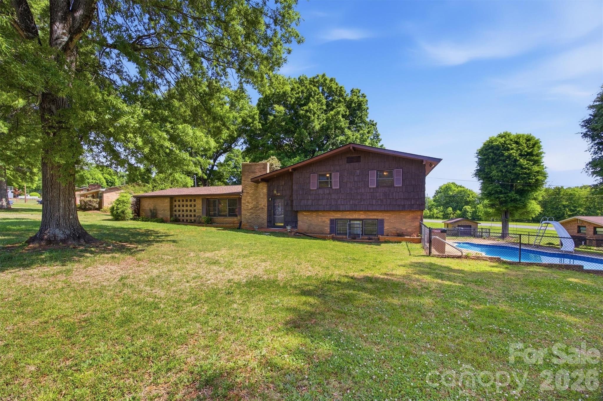 Single Family Residence at 3634 Brookwood Drive, Maiden, photo 4 of 34