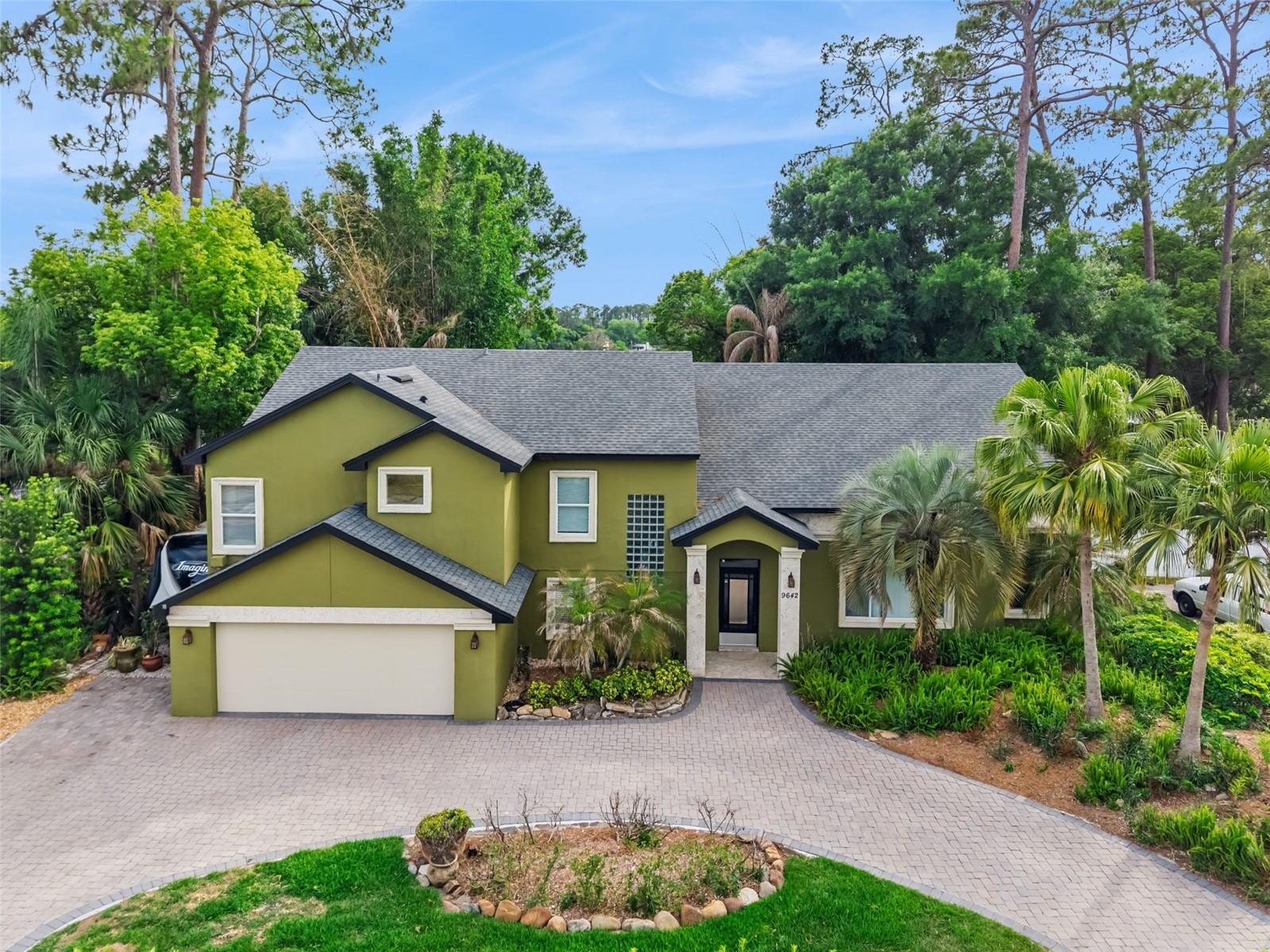 Welcome Home! - 9642 BEAR LAKE RD, APOPKA