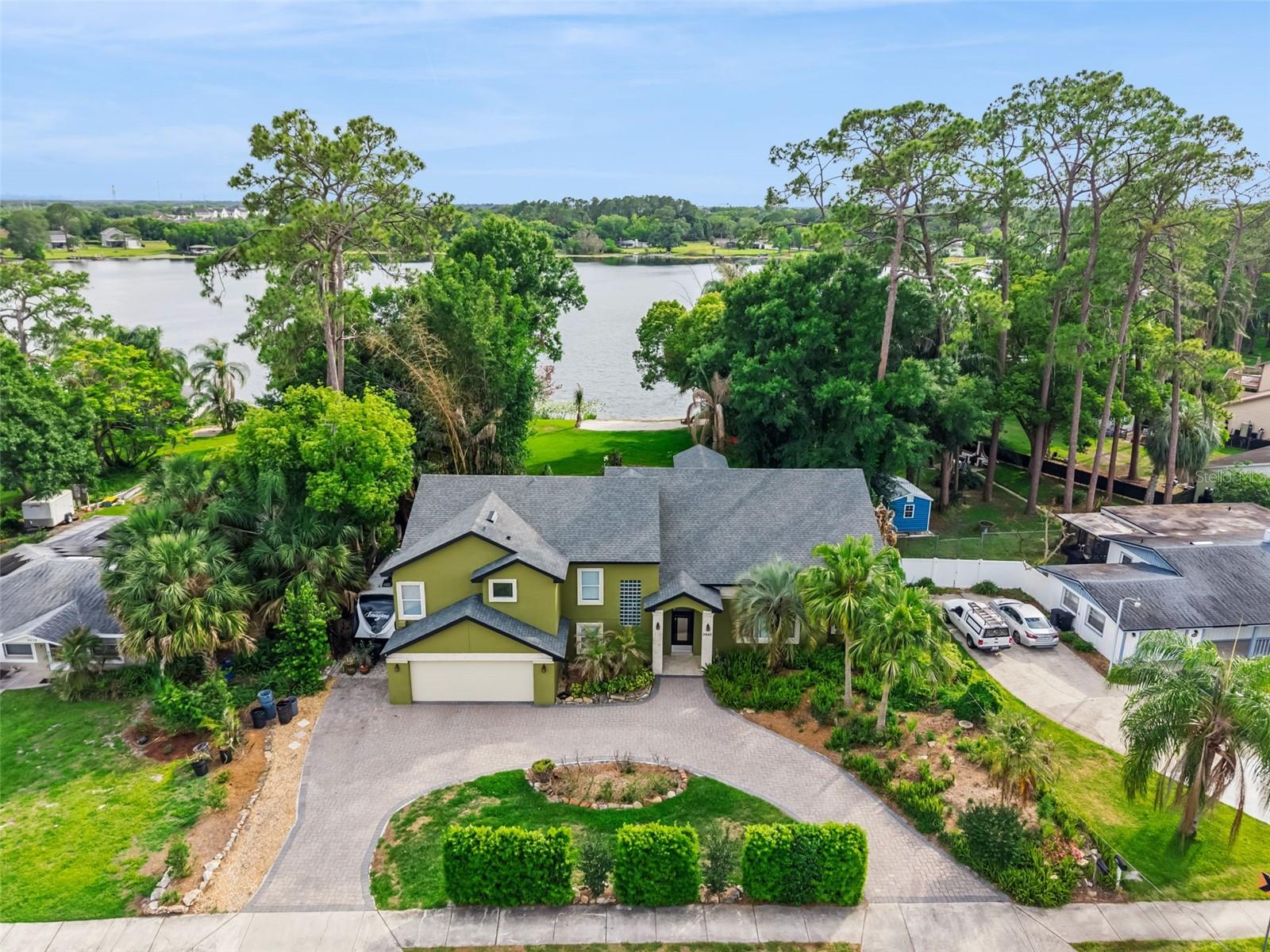 Single Family Residence at 9642 BEAR LAKE RD, APOPKA, photo 2 of 75