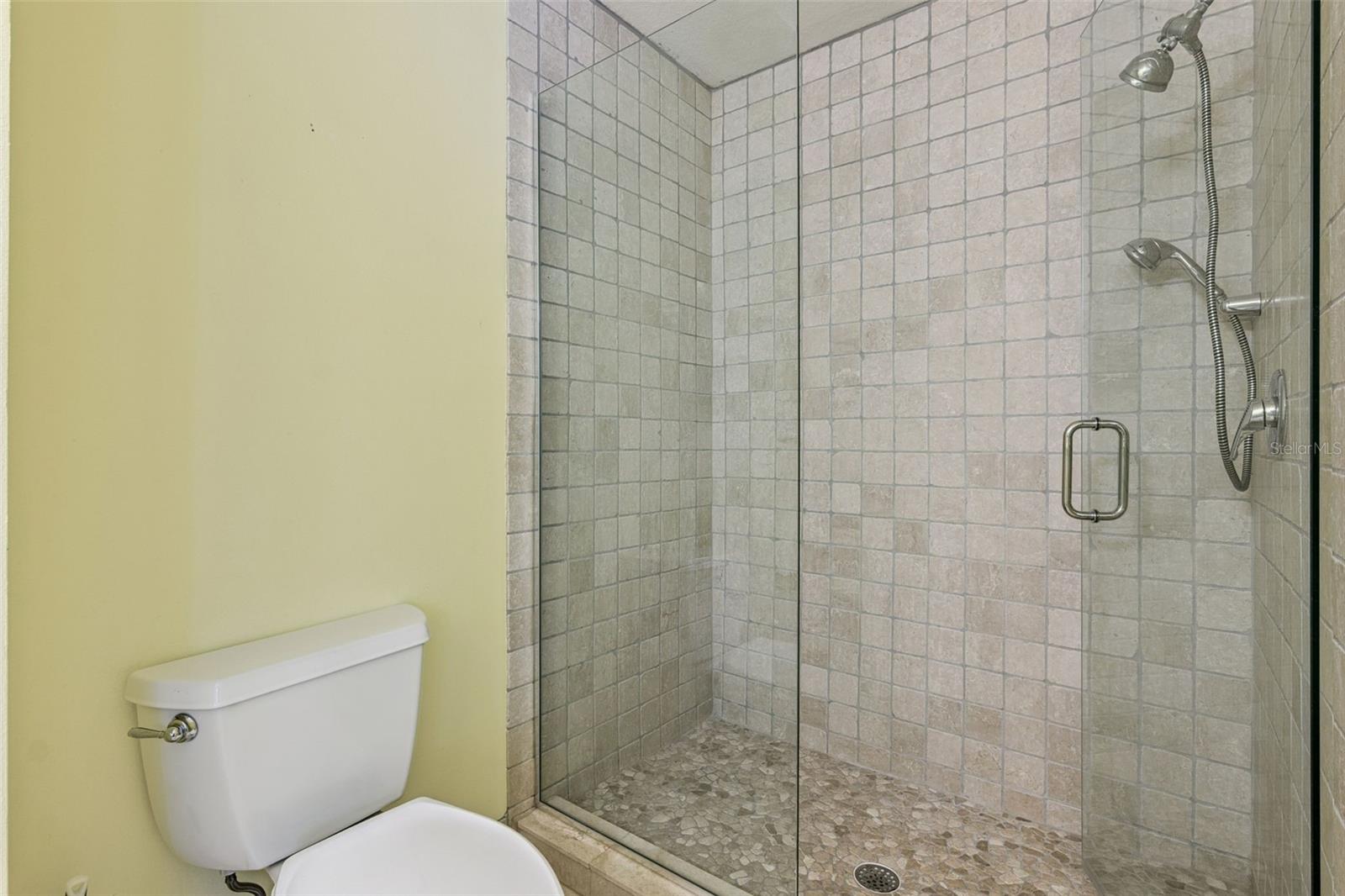 Full bath in Downstairs Suite - 9642 BEAR LAKE RD, APOPKA