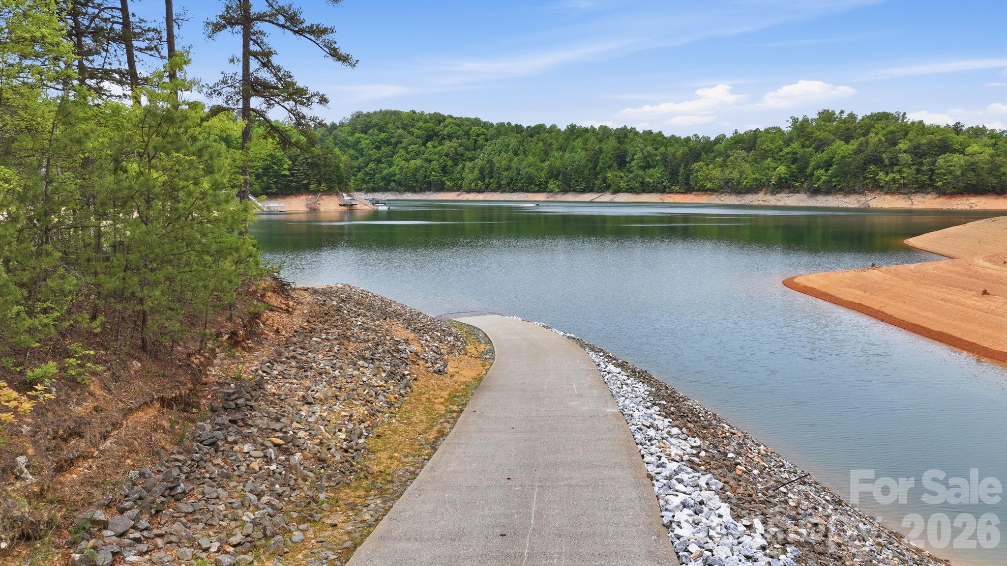 Year round access - Lot 55-3 Fontana Loop S, Bryson City