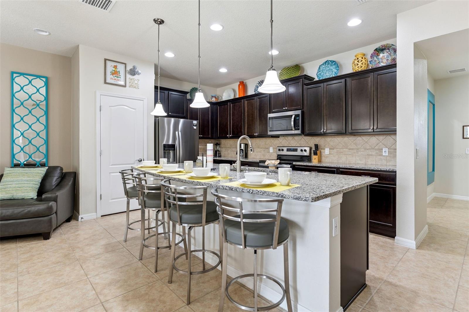 Townhouse at 1909 MAJORCA DR, KISSIMMEE, photo 6 of 89