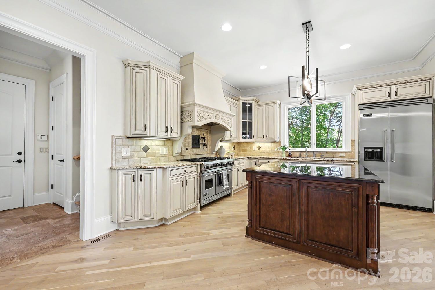 Single Family Residence at 8041 Water View Drive, Belmont, photo 13 of 48