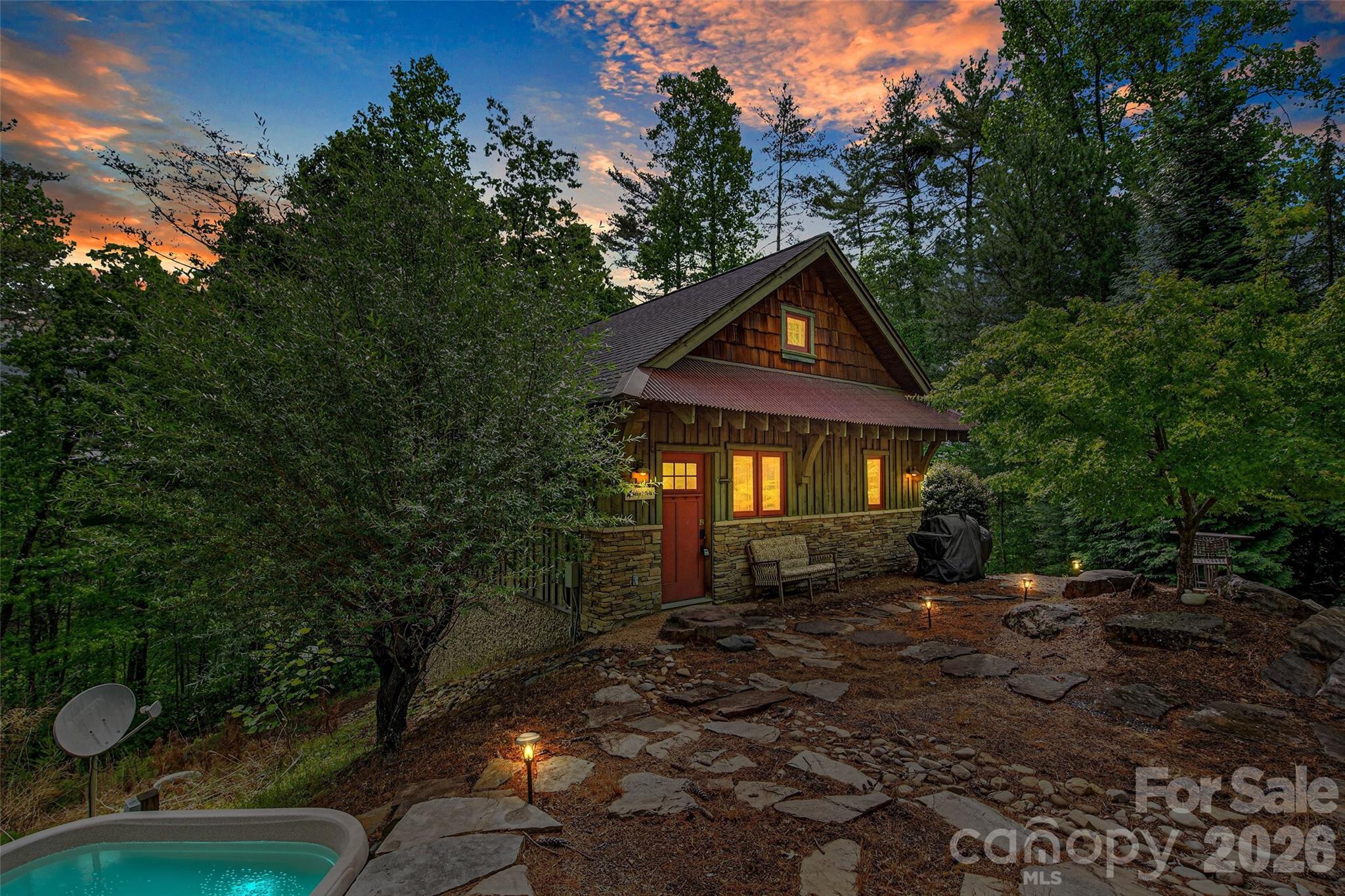 Single Family Residence at 159 Osprey Roost Drive, Nebo, photo 2 of 37
