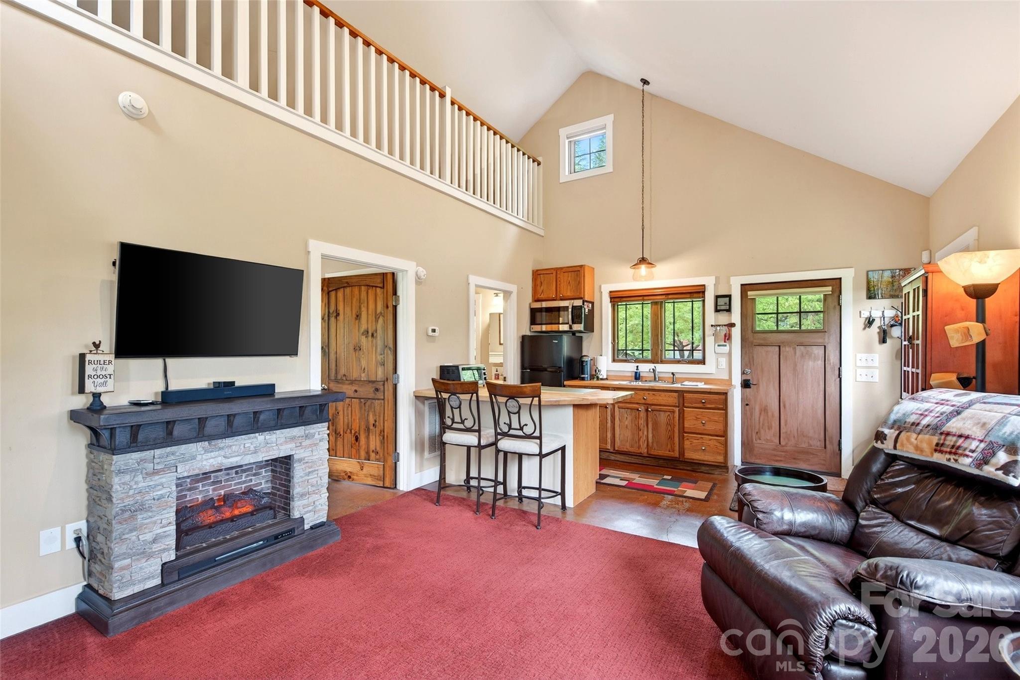 Single Family Residence at 159 Osprey Roost Drive, Nebo, photo 10 of 37