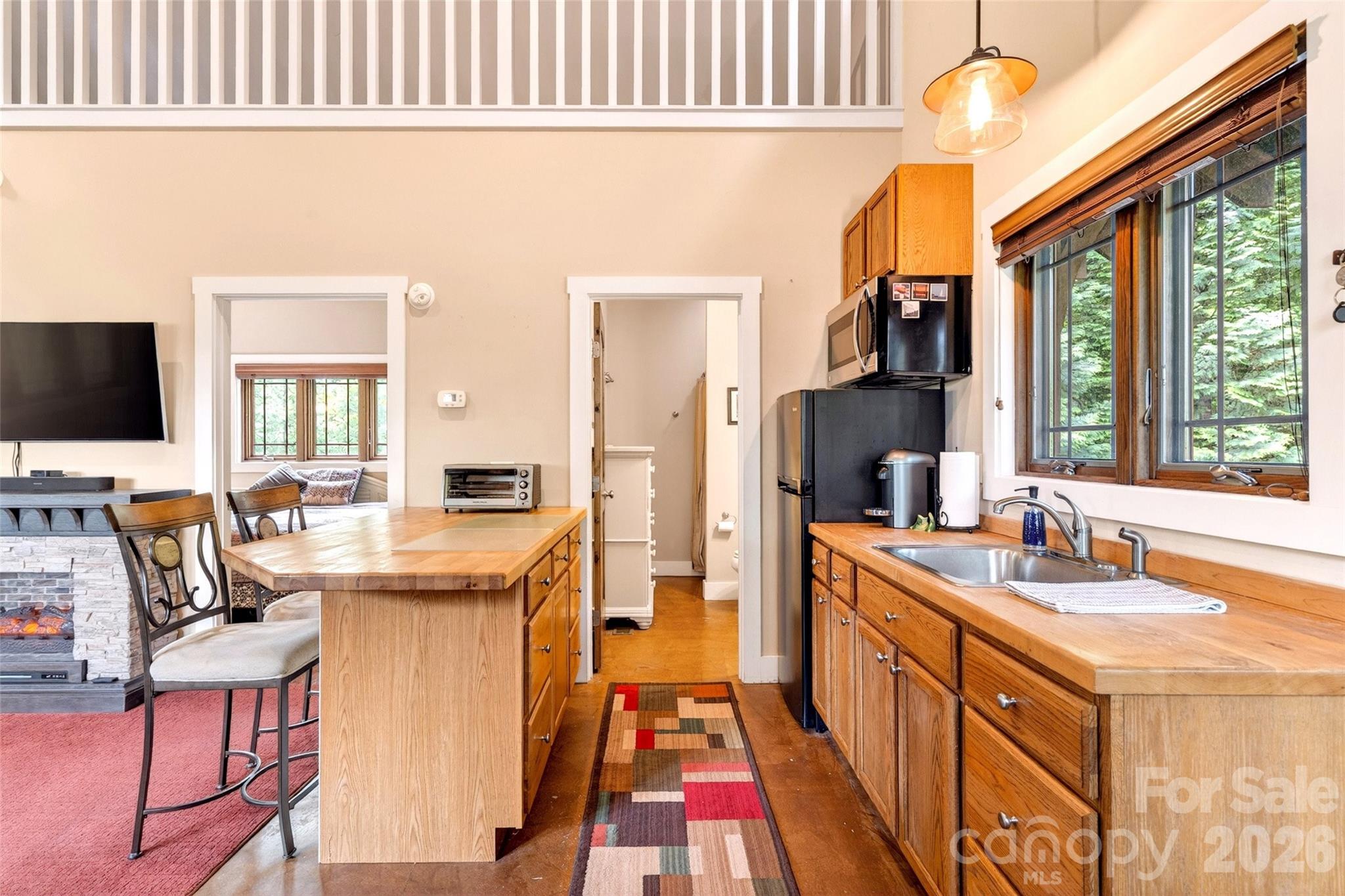 Single Family Residence at 159 Osprey Roost Drive, Nebo, photo 16 of 37