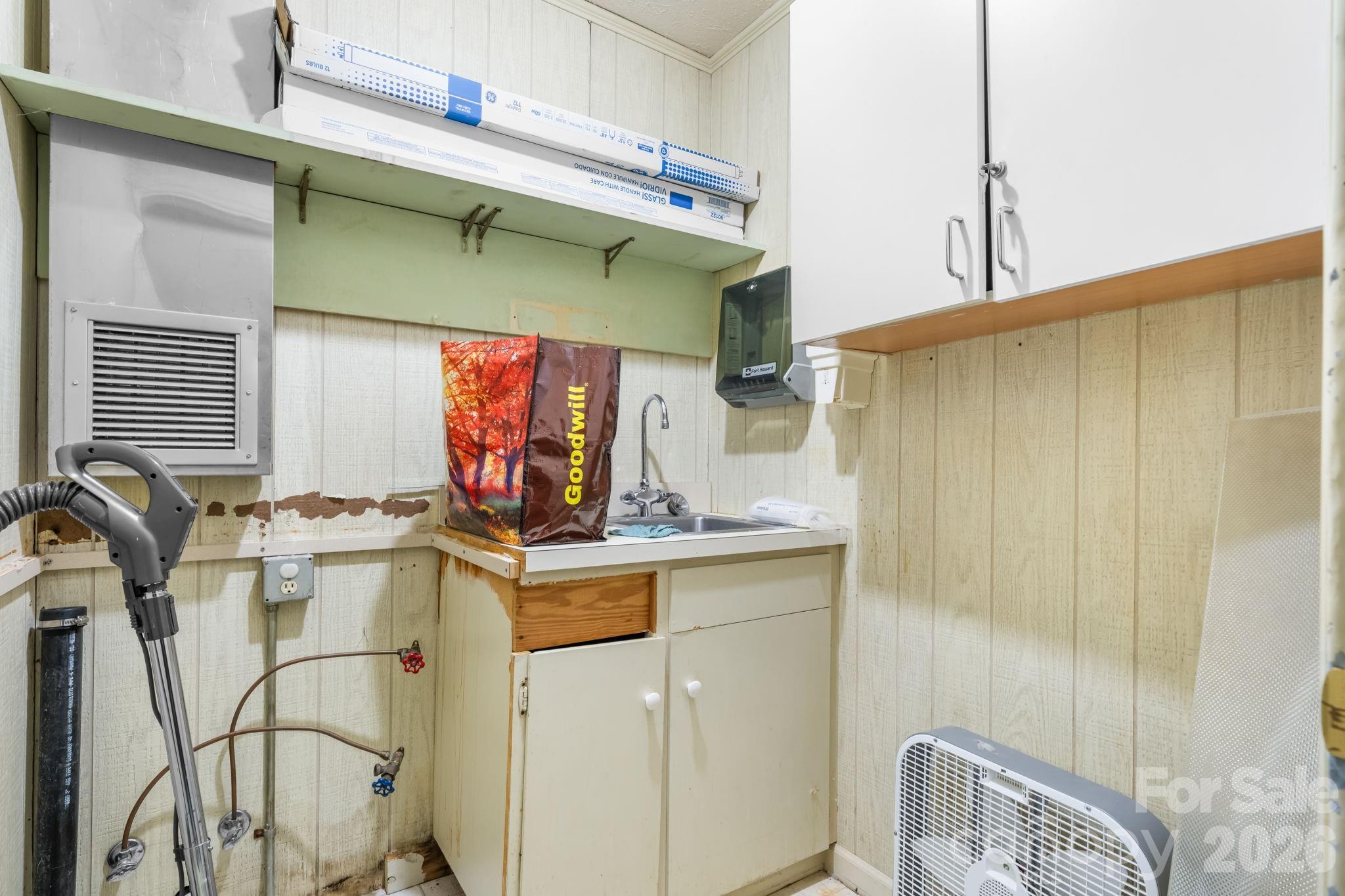 Medical at 304 S Main Street, Morganton, photo 29 of 42