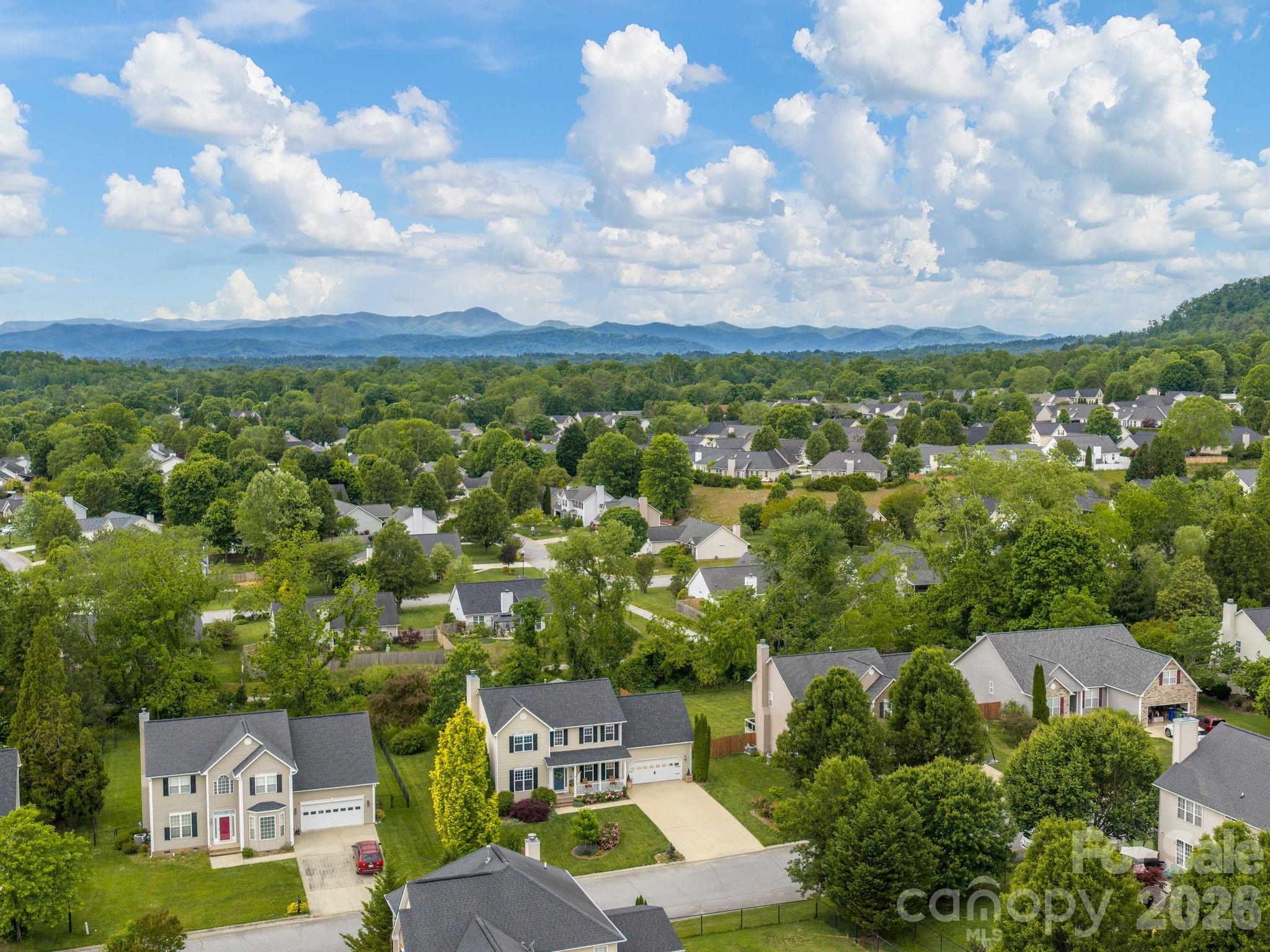 Surroundings - 288 Walnut Crest Road, Fletcher