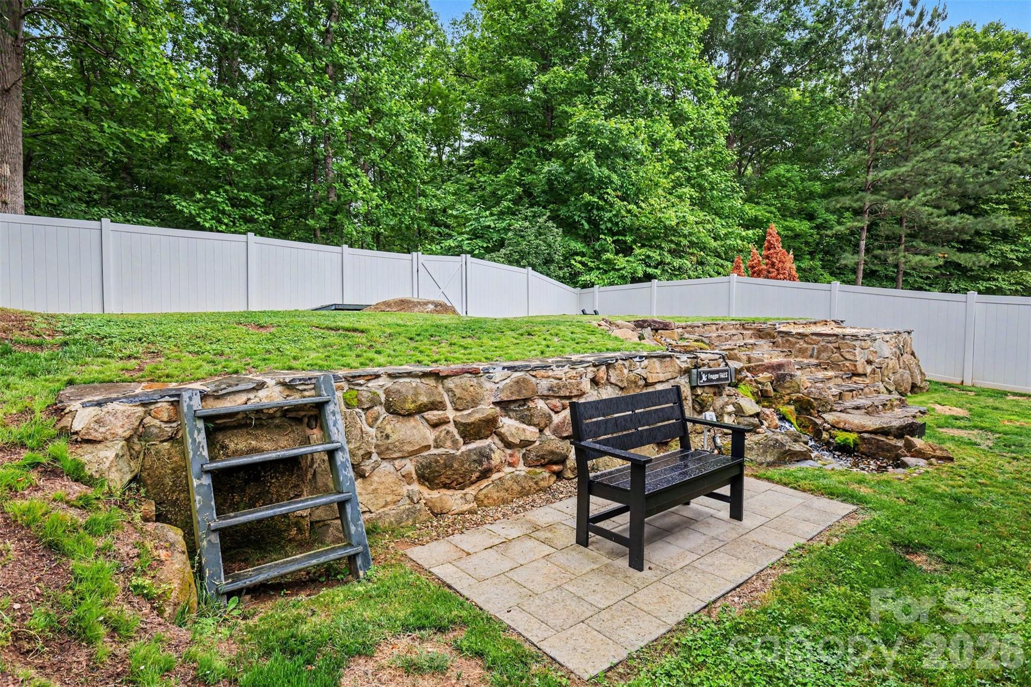 Single Family Residence at 2301 Reid Pointe Avenue, Fort Mill, photo 33 of 36