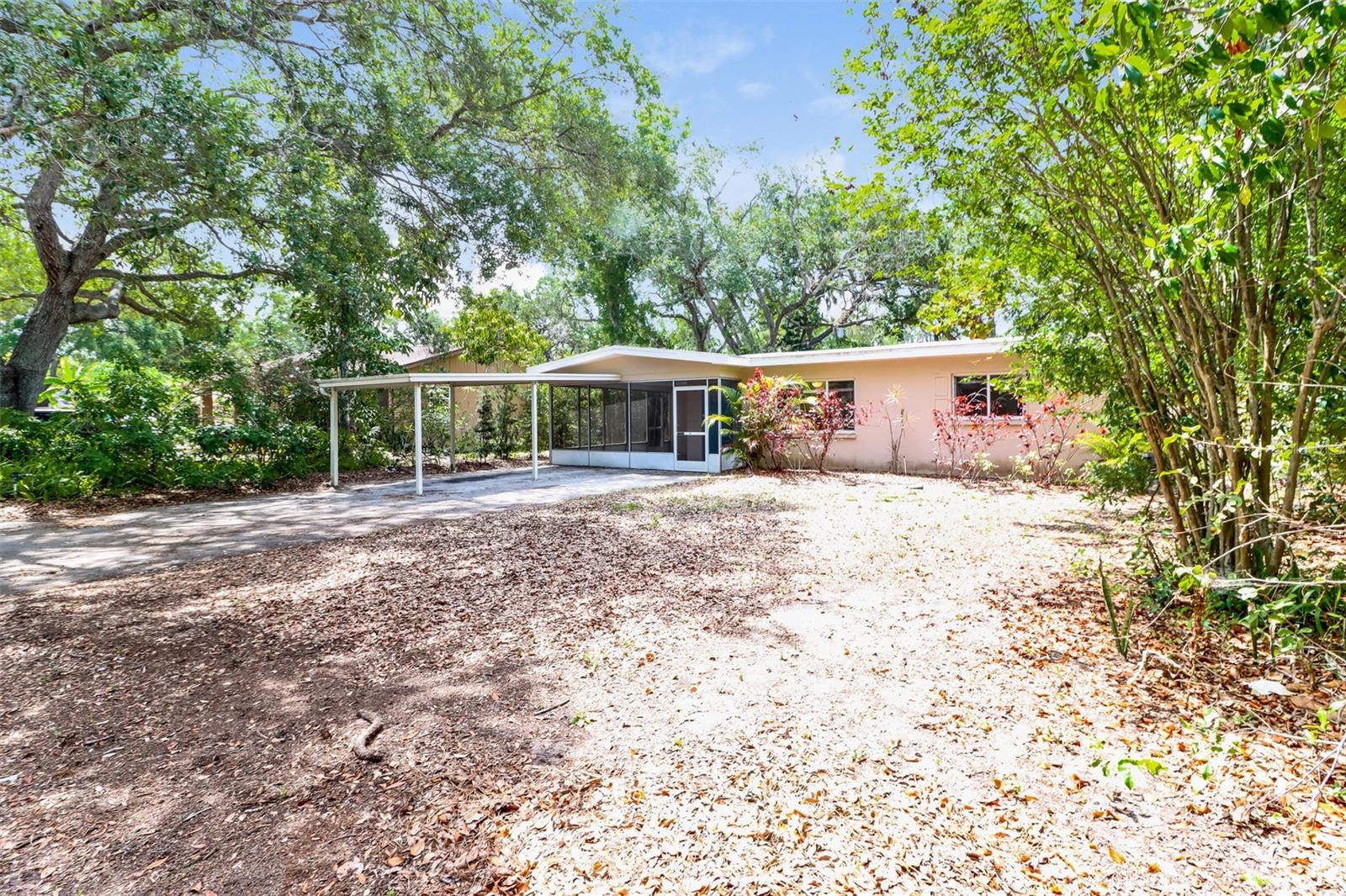 Single Family Residence at 1619 EDNA AVE, LARGO, photo 3 of 21