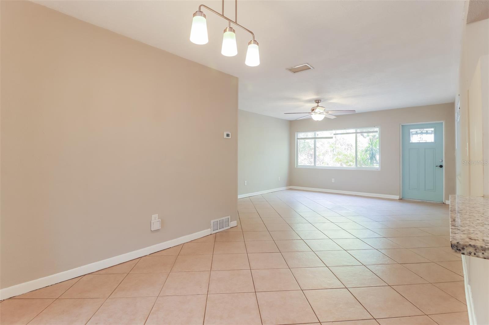 Single Family Residence at 1619 EDNA AVE, LARGO, photo 5 of 21