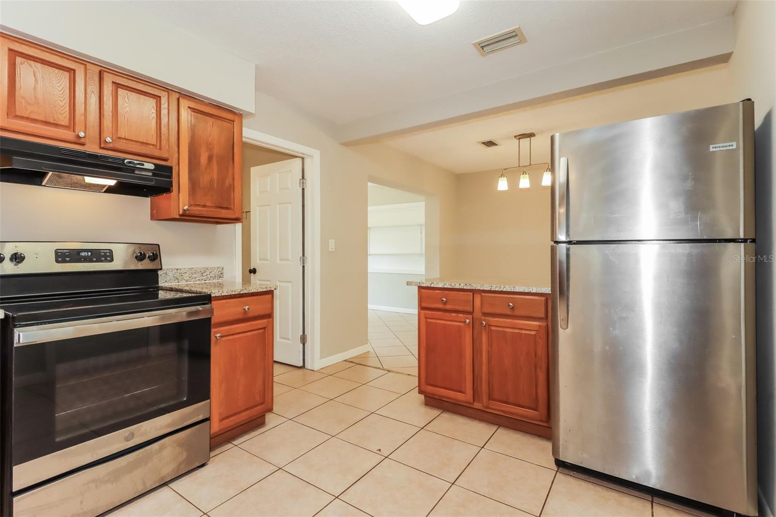 Single Family Residence at 1619 EDNA AVE, LARGO, photo 9 of 21