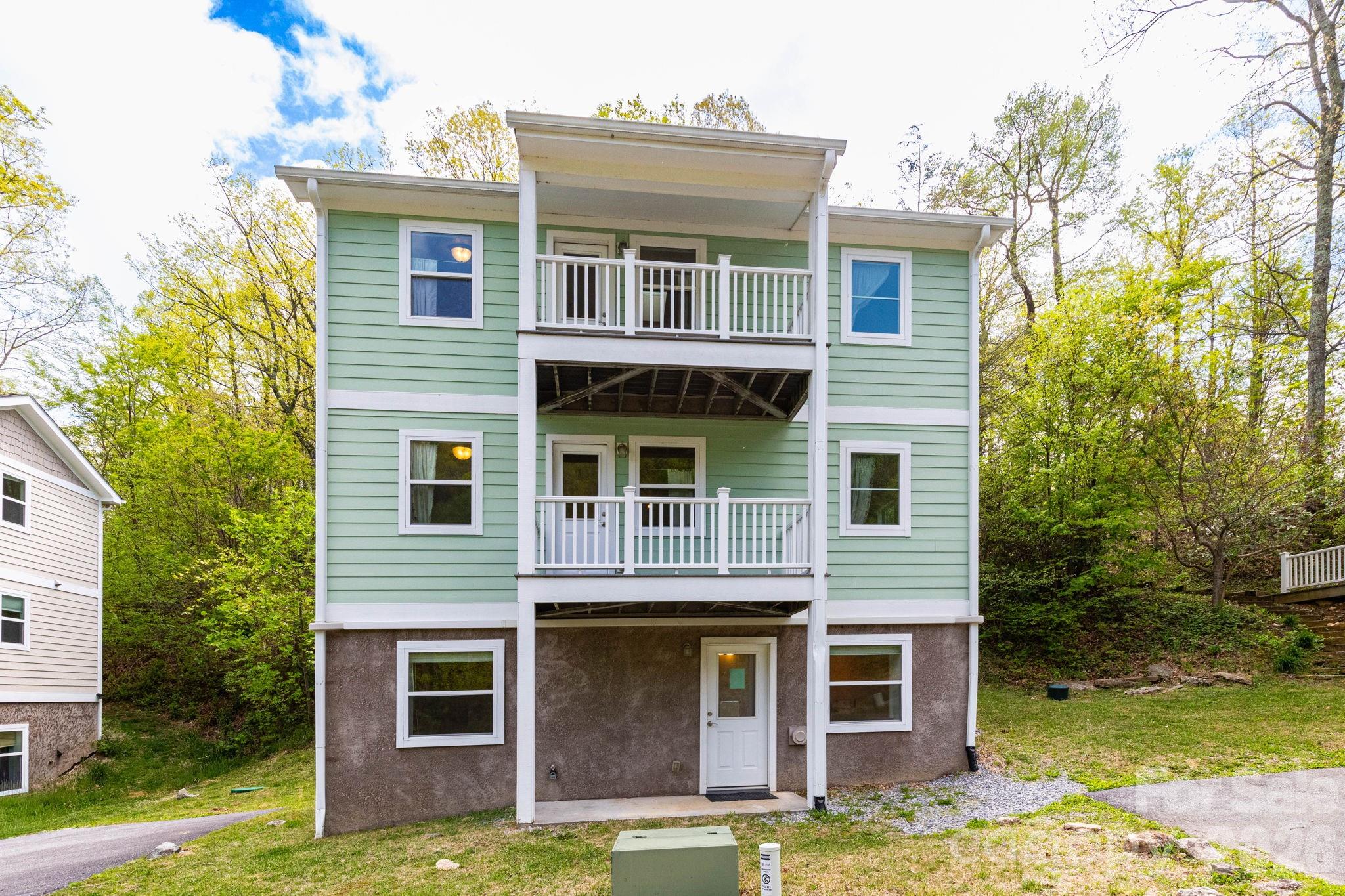 Access to Bottom Level - 12 Lila Lane, Clyde