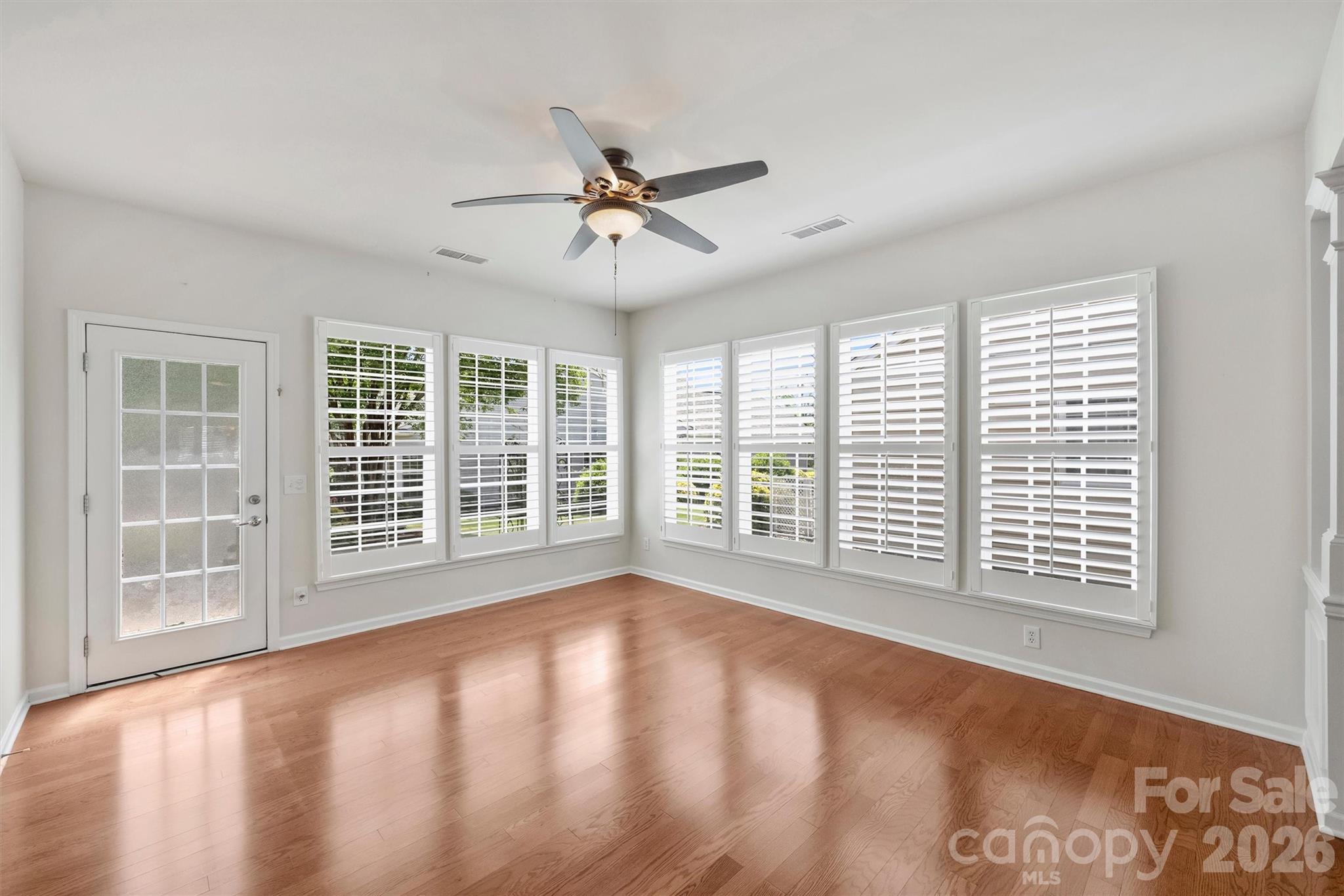 Single Family Residence at 23116 Kingfisher Drive, Fort Mill, photo 14 of 43