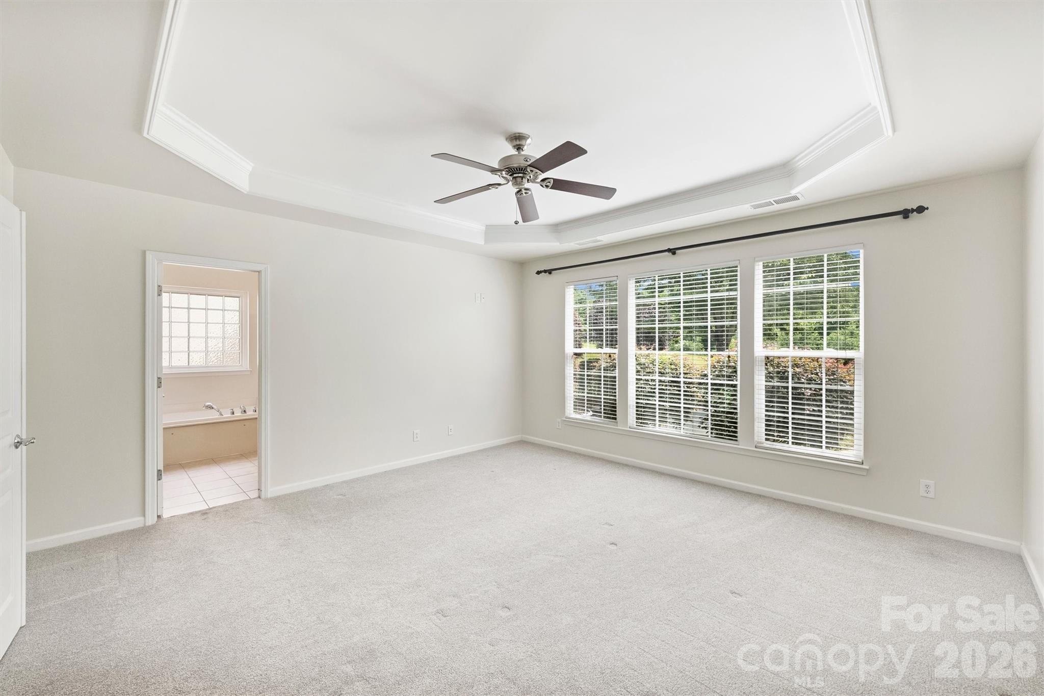 Single Family Residence at 23116 Kingfisher Drive, Fort Mill, photo 20 of 43