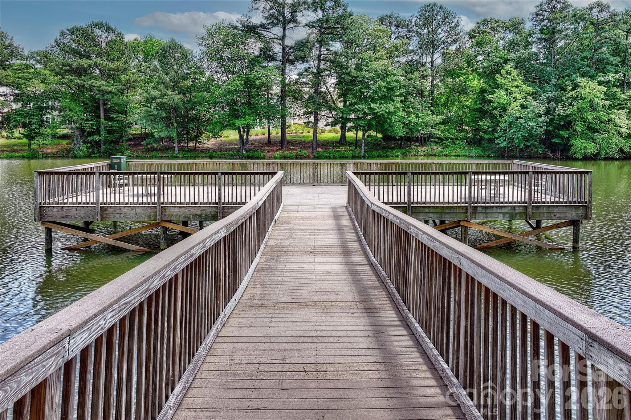 Single Family Residence at 23116 Kingfisher Drive, Fort Mill, photo 39 of 43