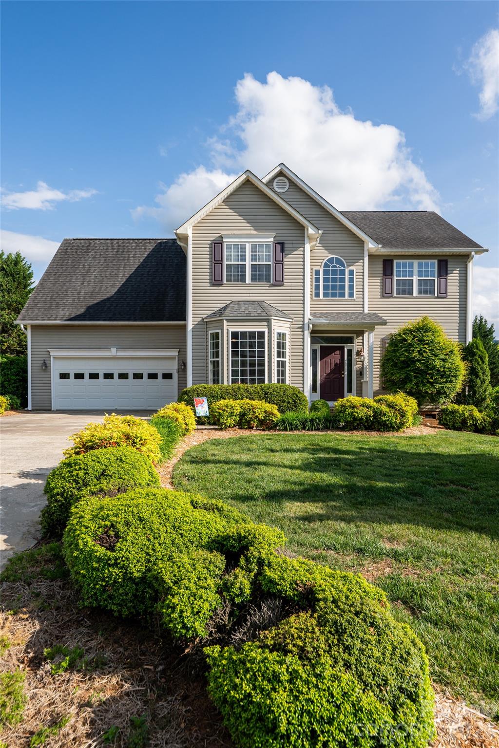 Single Family Residence at 48 Brownstone Court, Fletcher, photo 33 of 38