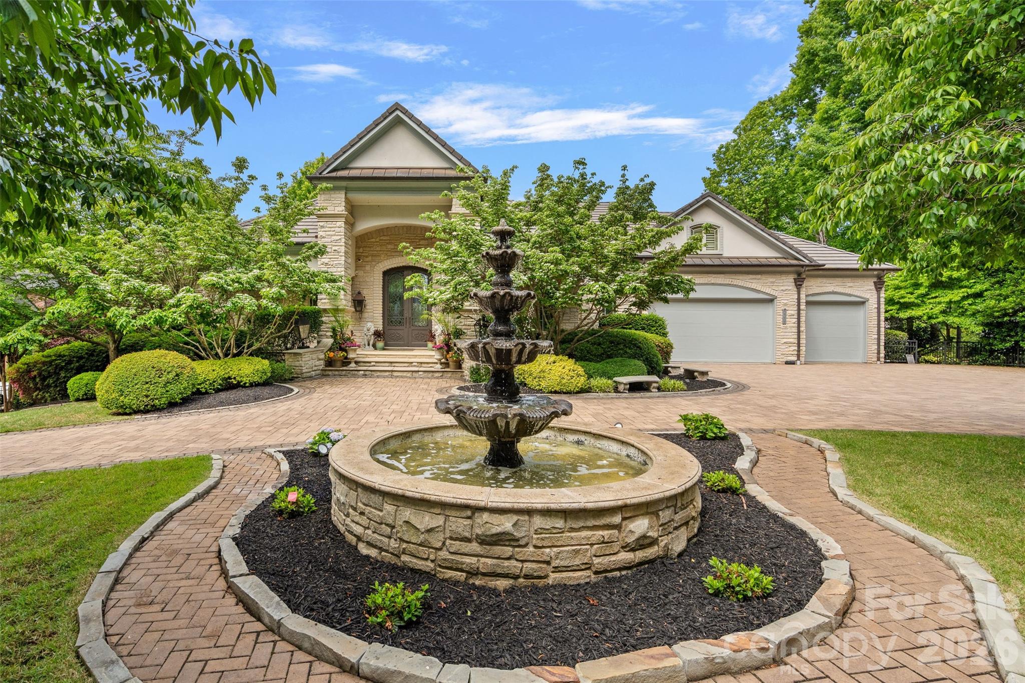 Single Family Residence at 461 Kemp Road, Mooresville, photo 10 of 48