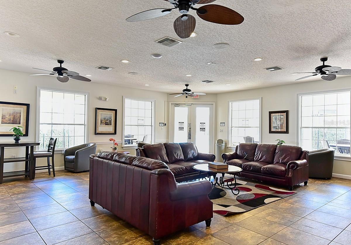 Townhouse at 1043 PARK RIDGE CIR, KISSIMMEE, photo 32 of 49