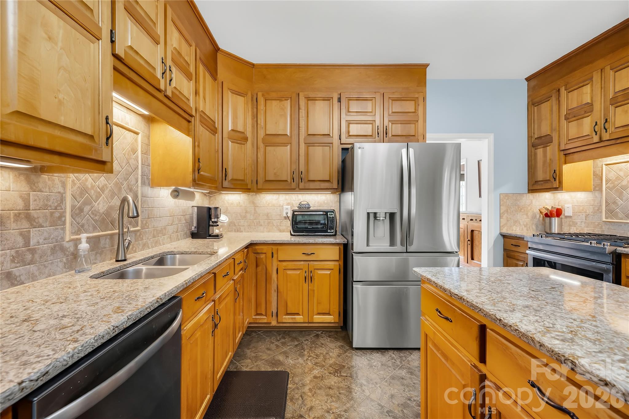 Quartz Countertops - 1066 Briarcliff Road, Mooresville