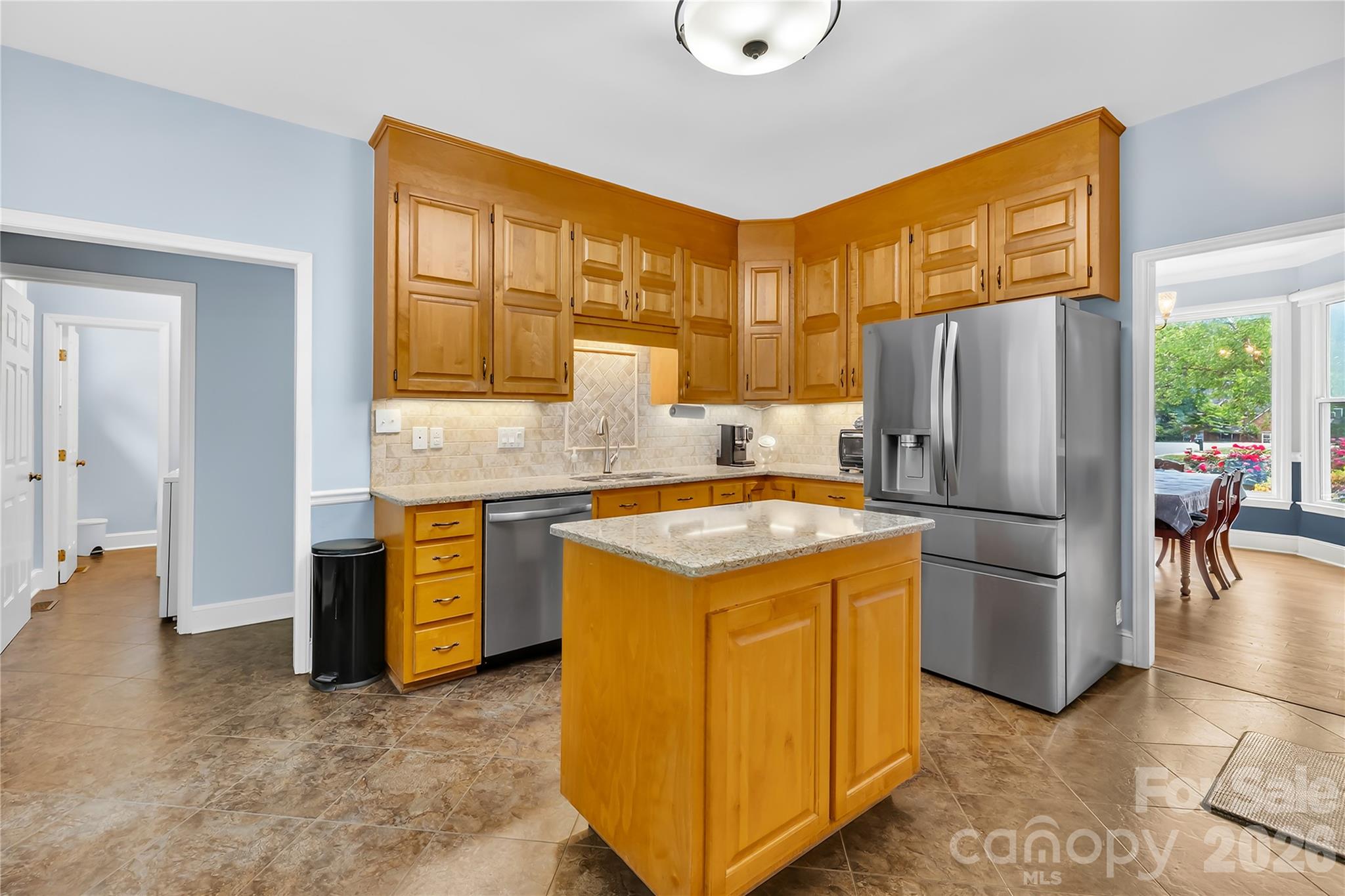 Custom, wood cabinets - 1066 Briarcliff Road, Mooresville
