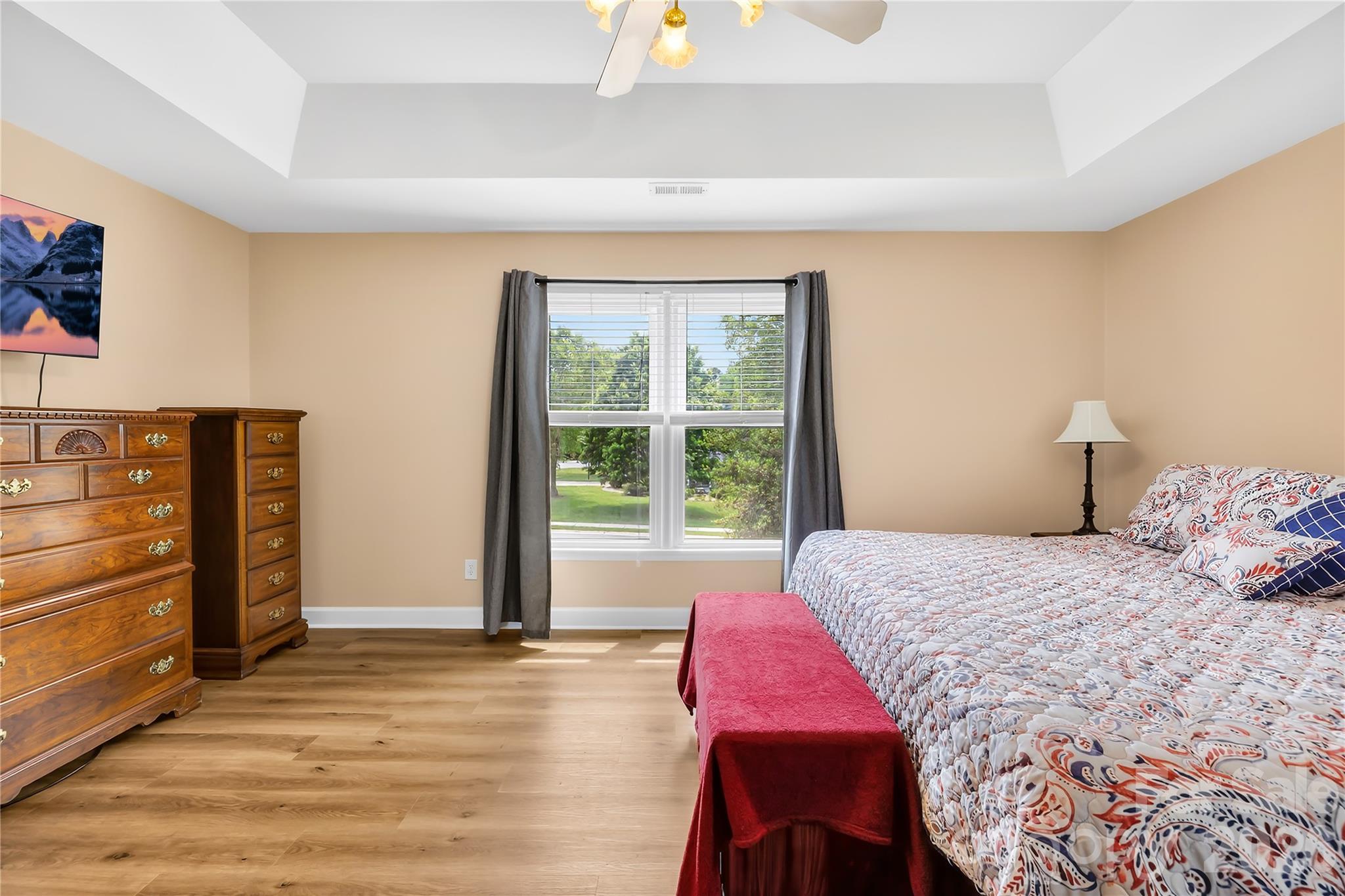 Single Family Residence at 1066 Briarcliff Road, Mooresville, photo 25 of 43