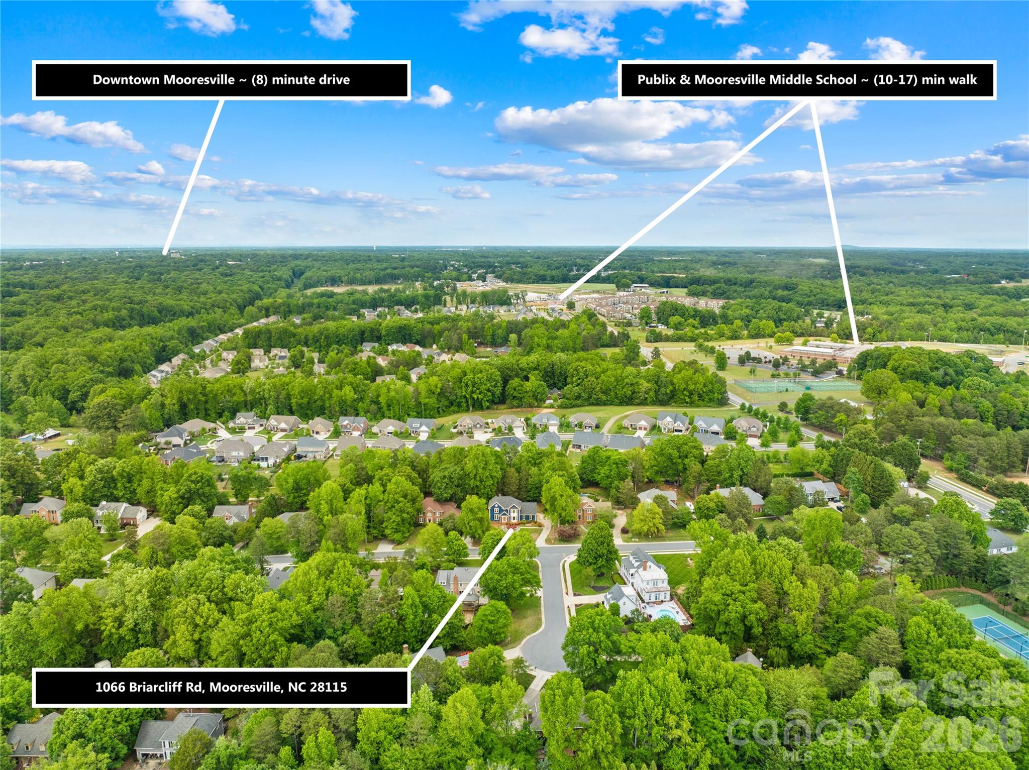 Enjoy the historic side of Mooresville w/ new amenities - 1066 Briarcliff Road, Mooresville