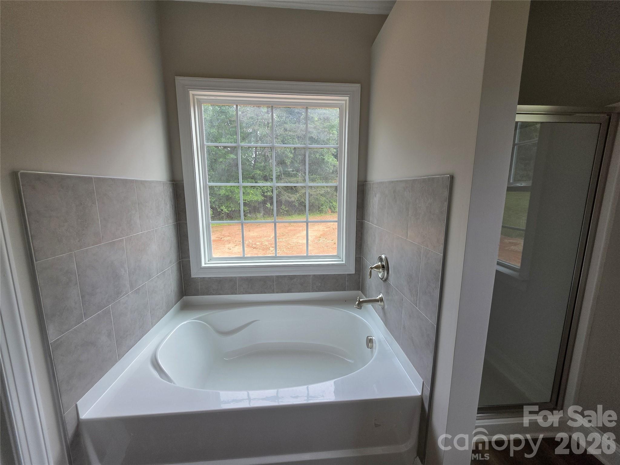 Garden Tub and Shower - 125 Kiser Street, Bessemer City