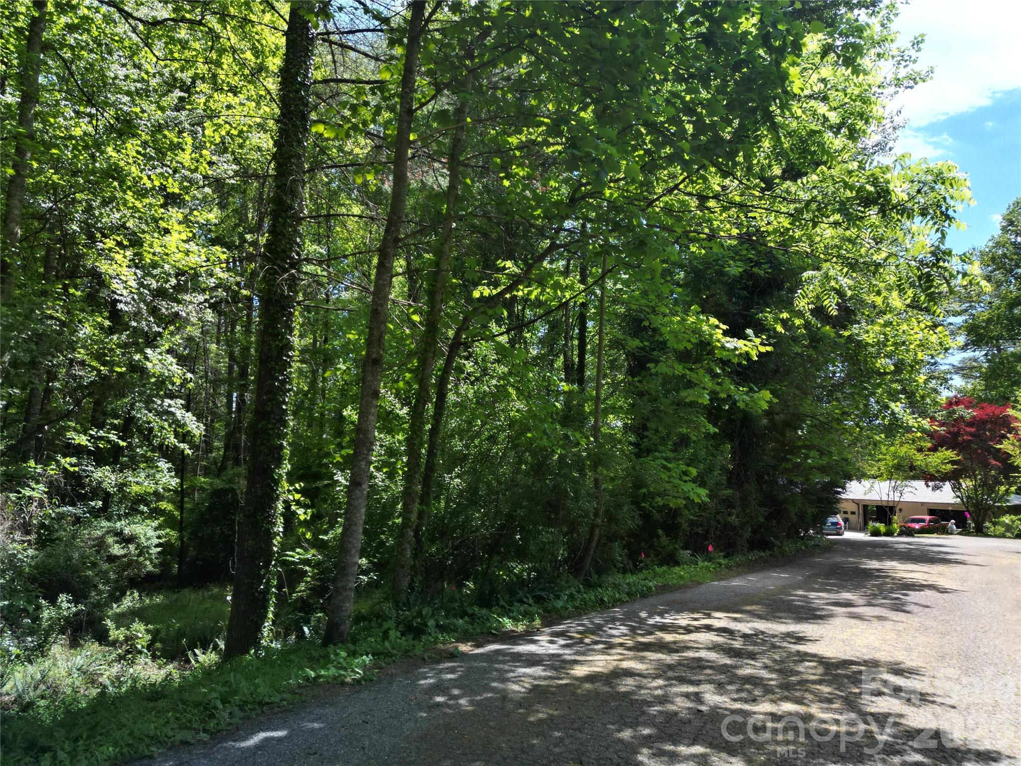 225 Country Lane