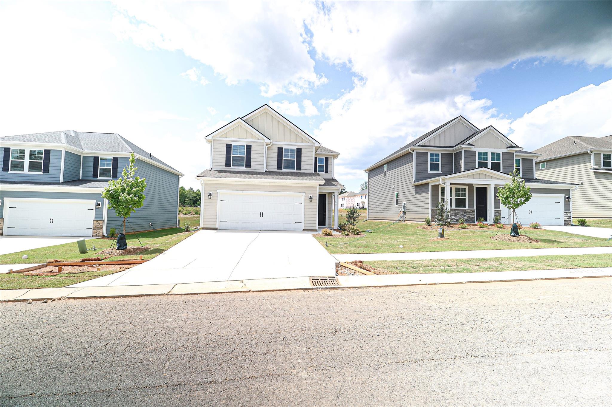 4999 Twin River Drive