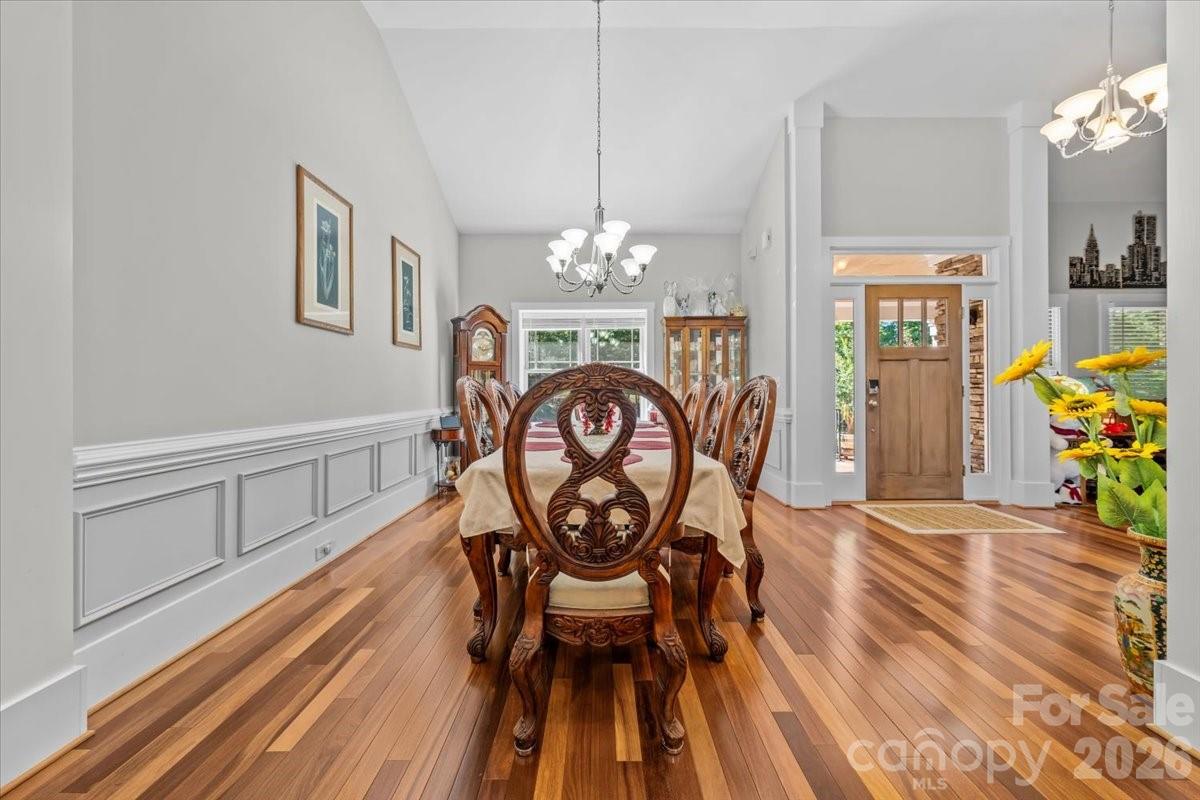 Single Family Residence at 2207 Sierra Trace Road, Denton, photo 10 of 48