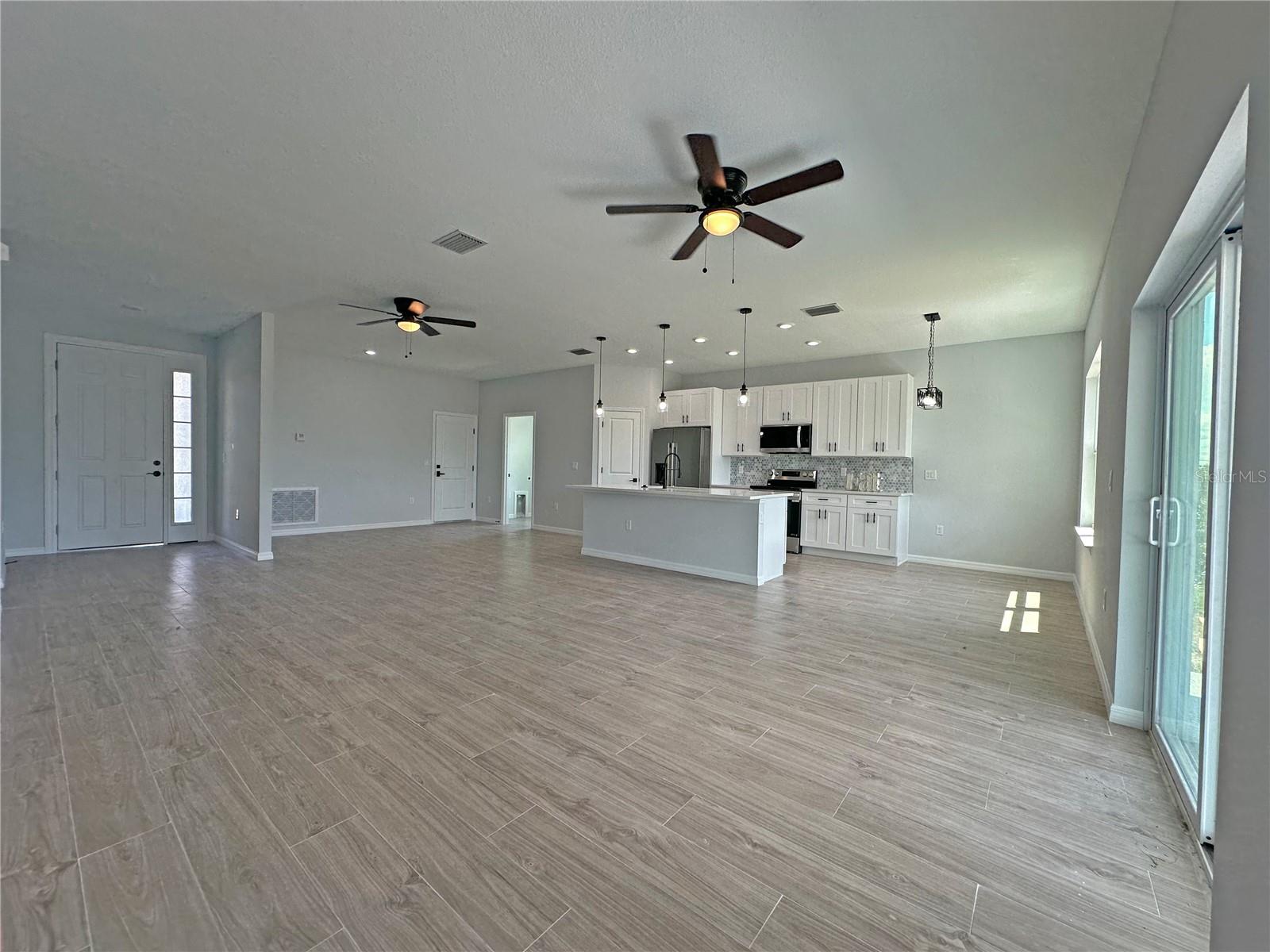 Single Family Residence at 13558 JERONIMO LN, PORT CHARLOTTE, photo 4 of 21